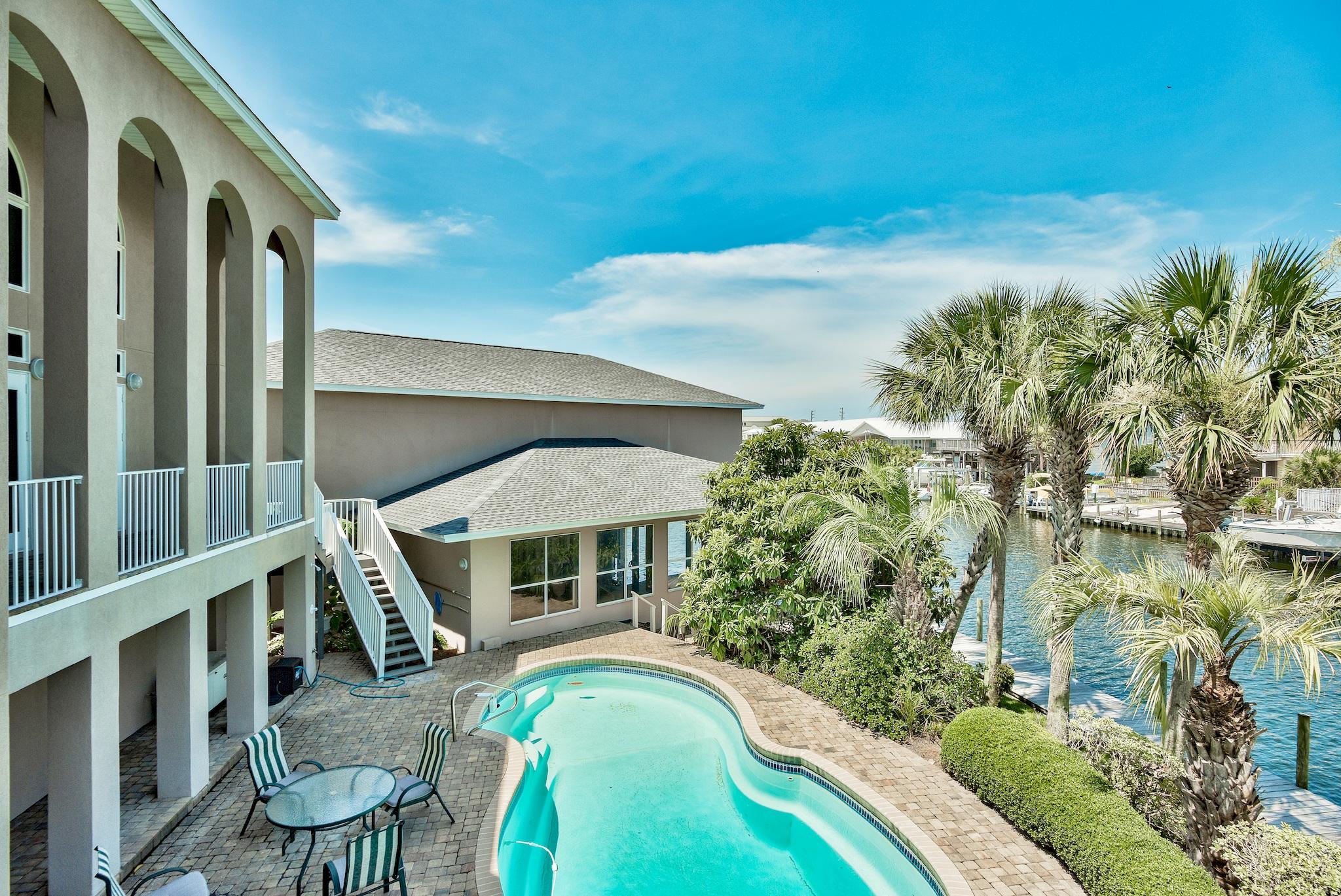HOLIDAY ISLE - Residential