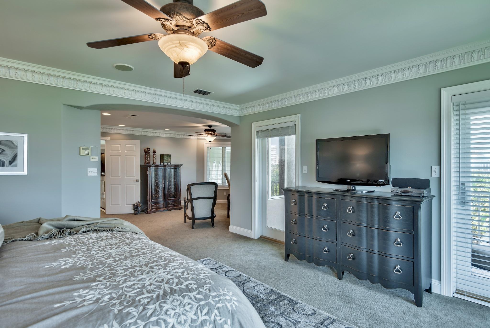 HOLIDAY ISLE - Residential
