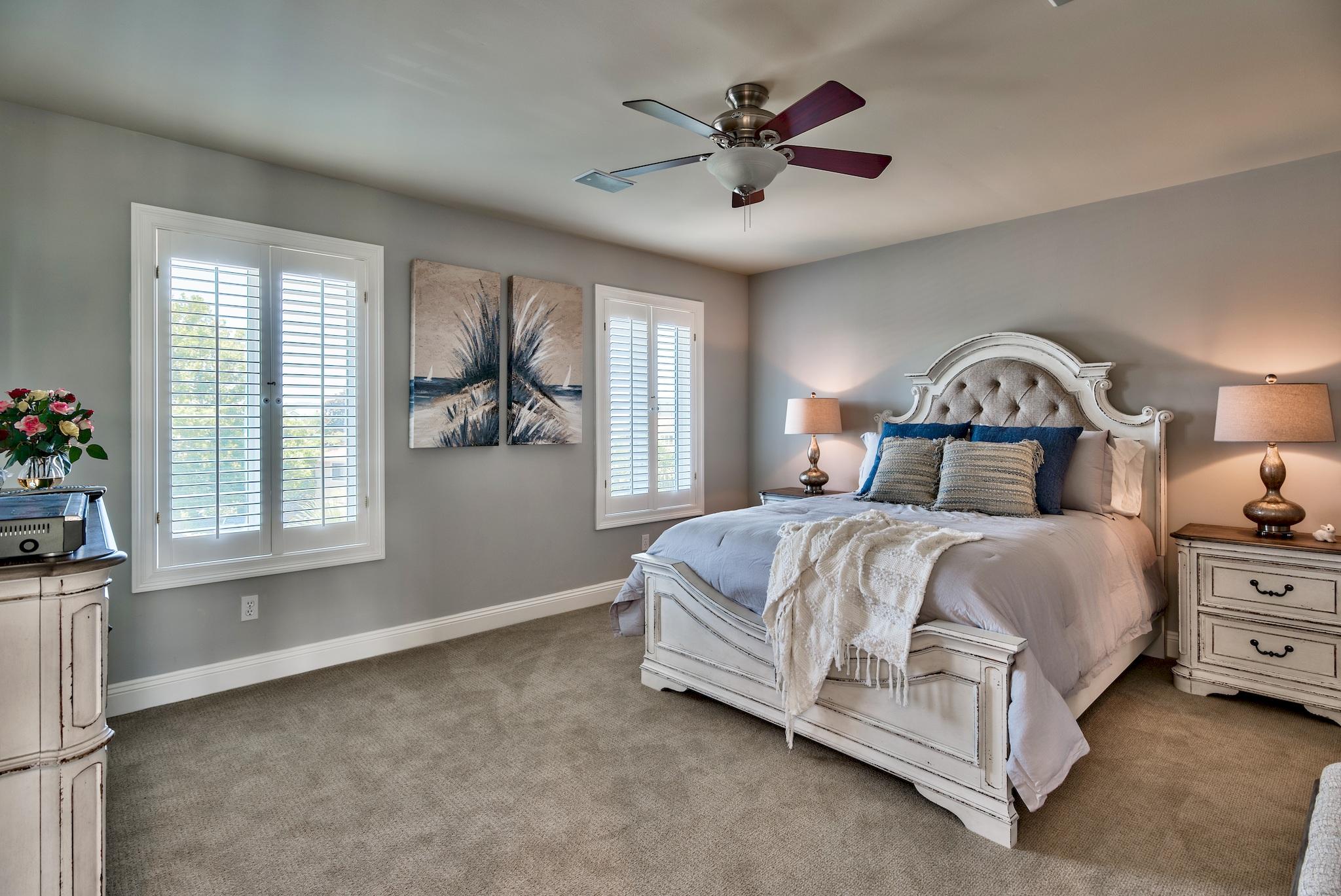 HOLIDAY ISLE - Residential