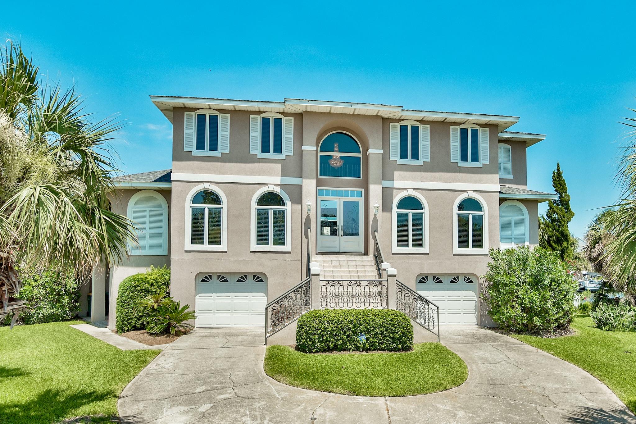 HOLIDAY ISLE - Residential
