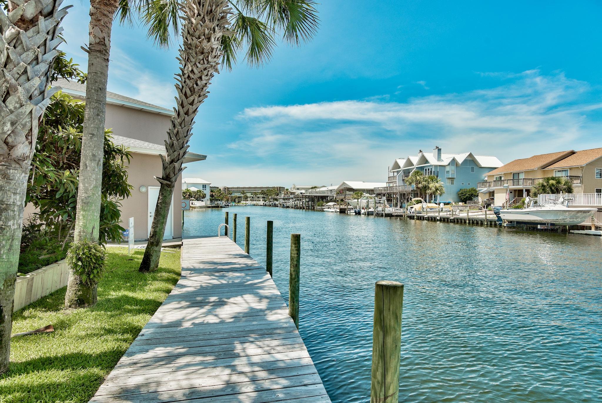 HOLIDAY ISLE - Residential