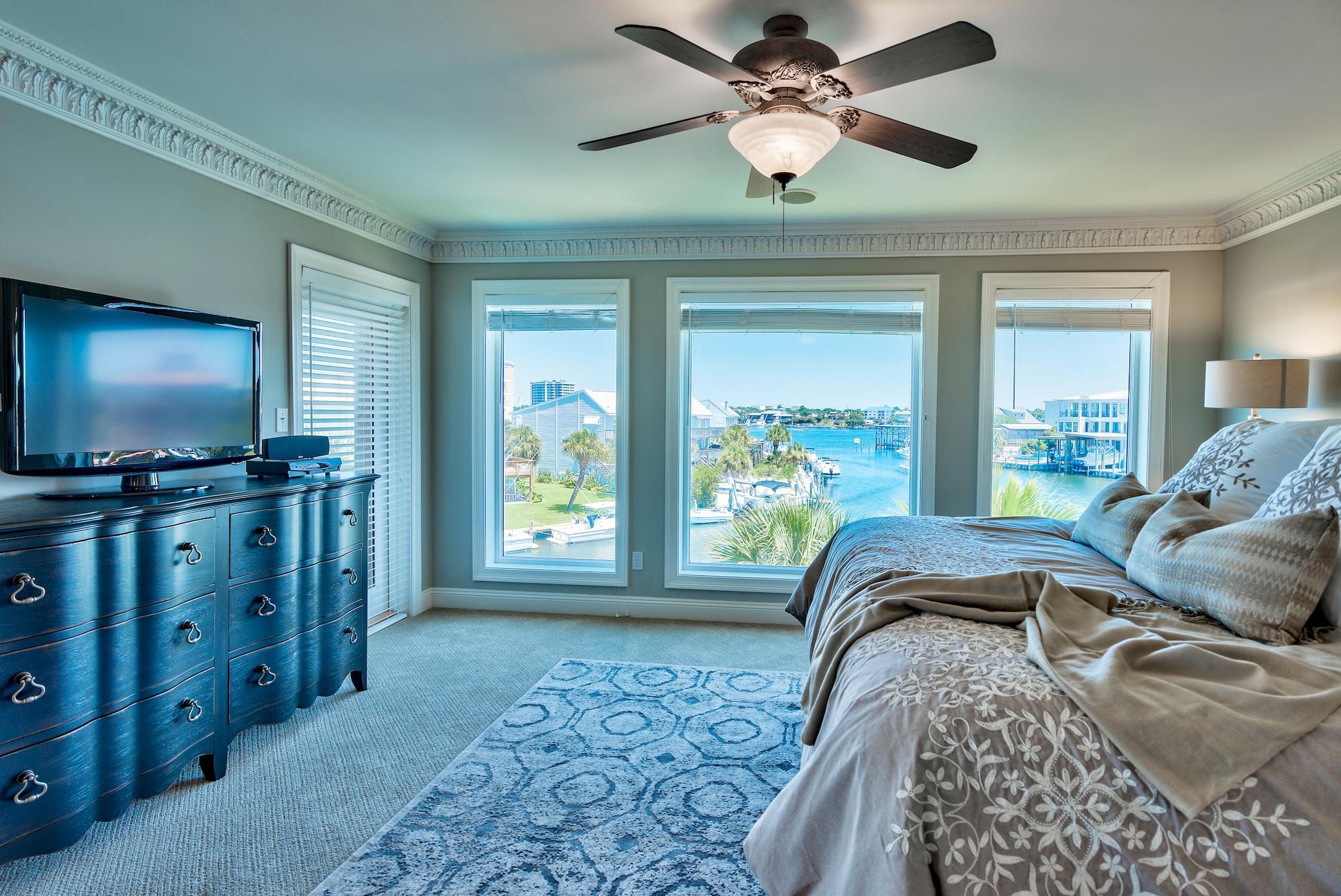 HOLIDAY ISLE - Residential