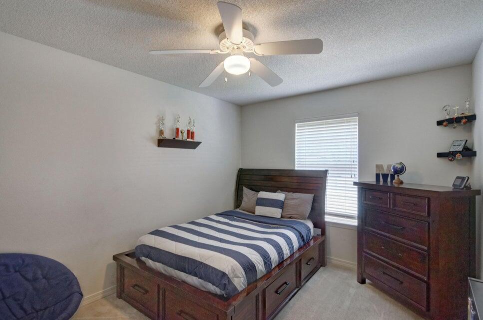 HAMPTON RIDGE ESTATES - Residential Lease