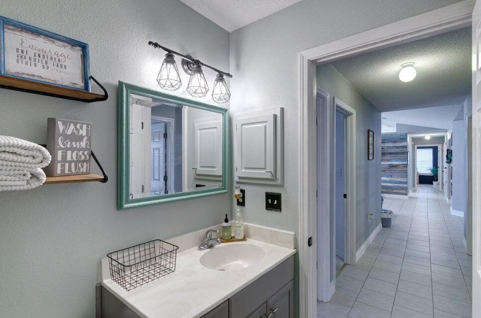 HAMPTON RIDGE ESTATES - Residential Lease