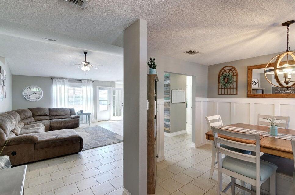 HAMPTON RIDGE ESTATES - Residential Lease