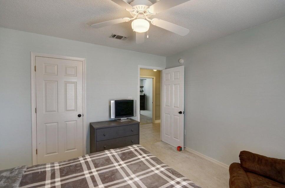 HAMPTON RIDGE ESTATES - Residential Lease