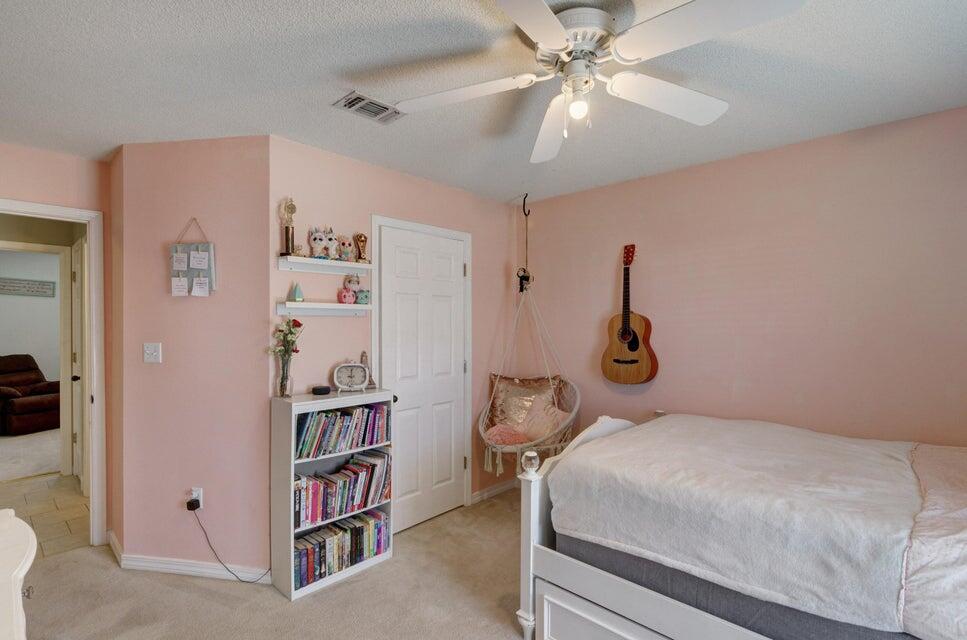 HAMPTON RIDGE ESTATES - Residential Lease