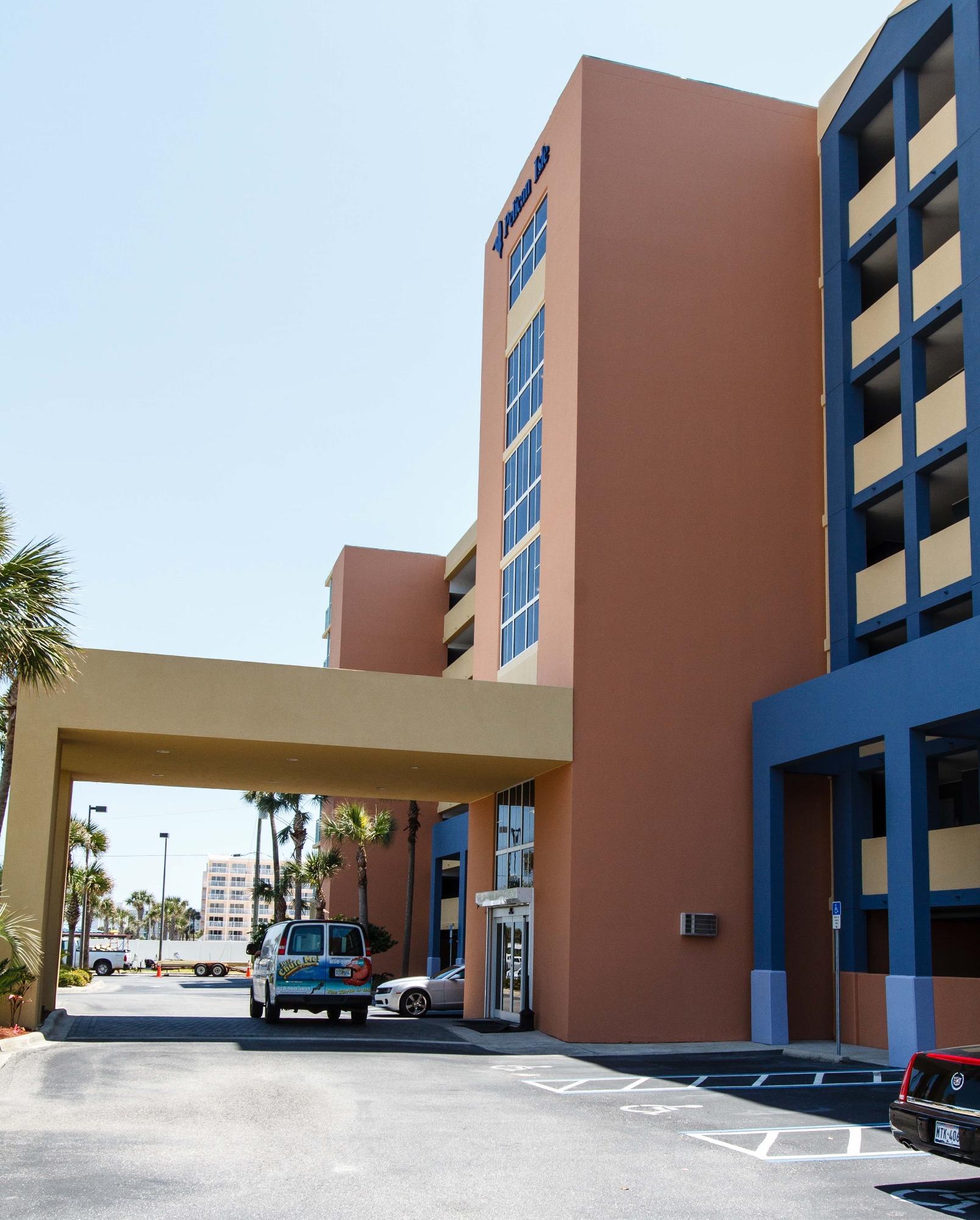 PELICAN ISLE - Residential