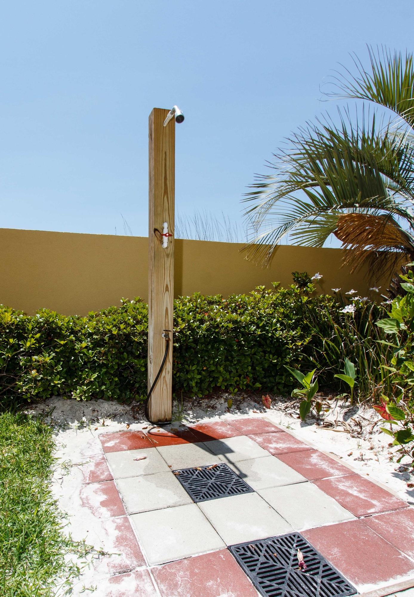 PELICAN ISLE - Residential