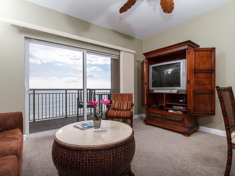 PELICAN ISLE - Residential