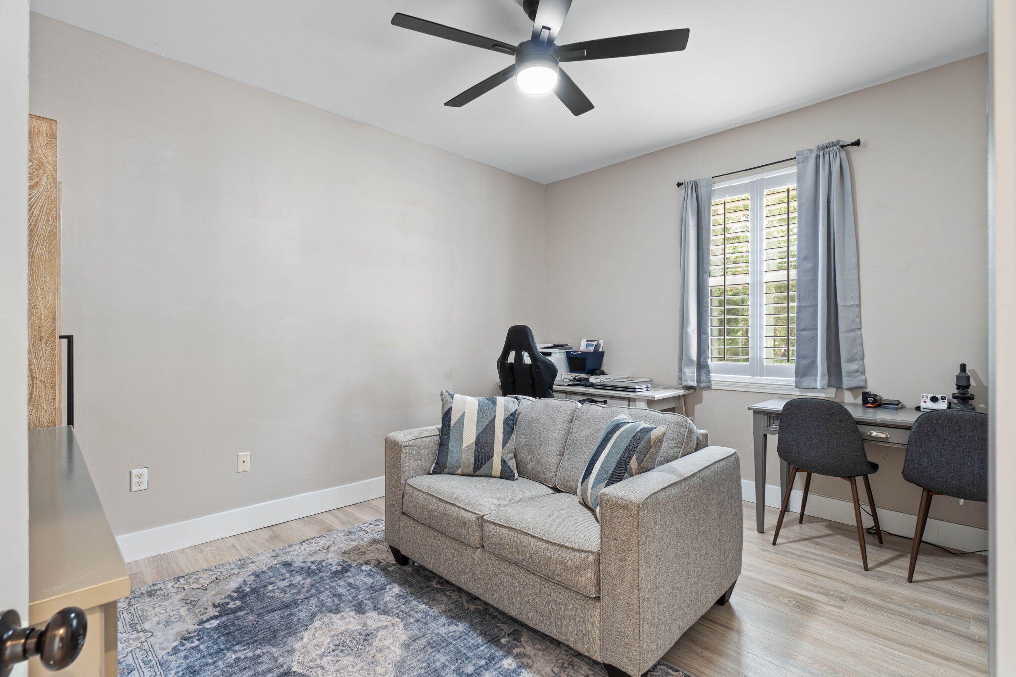 ROCKY BAYOU ESTATES 12B - Residential Lease