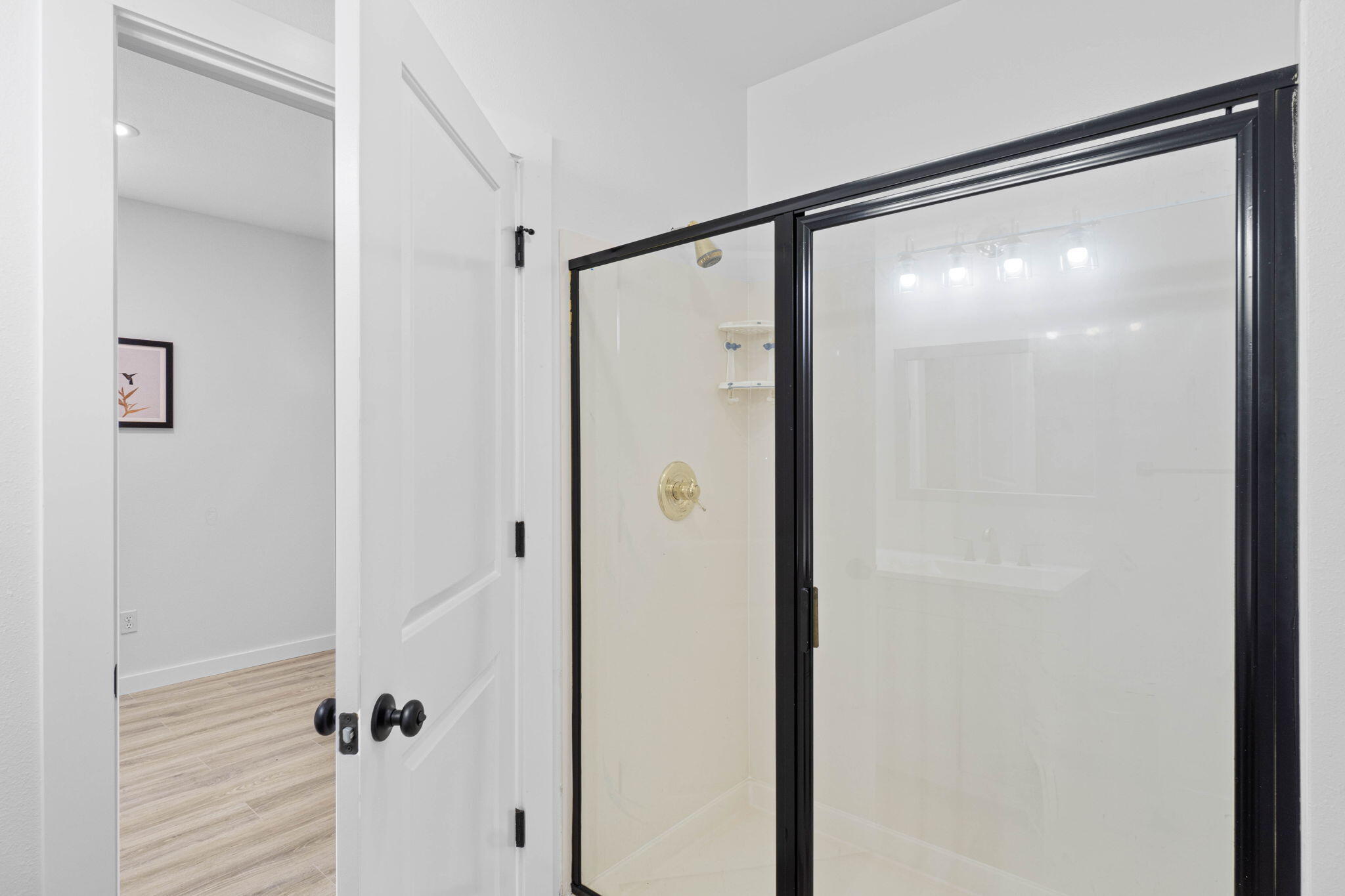 ROCKY BAYOU ESTATES 12B - Residential Lease