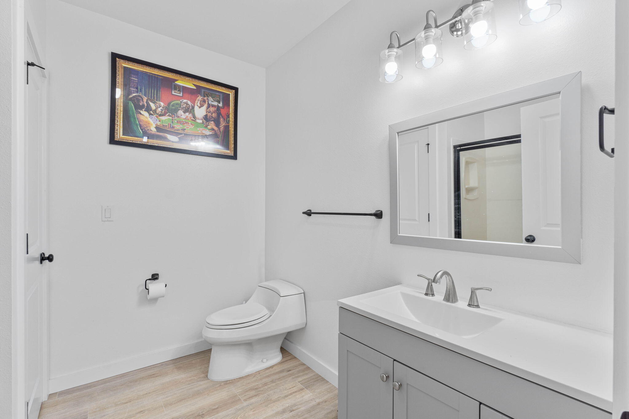 ROCKY BAYOU ESTATES 12B - Residential Lease