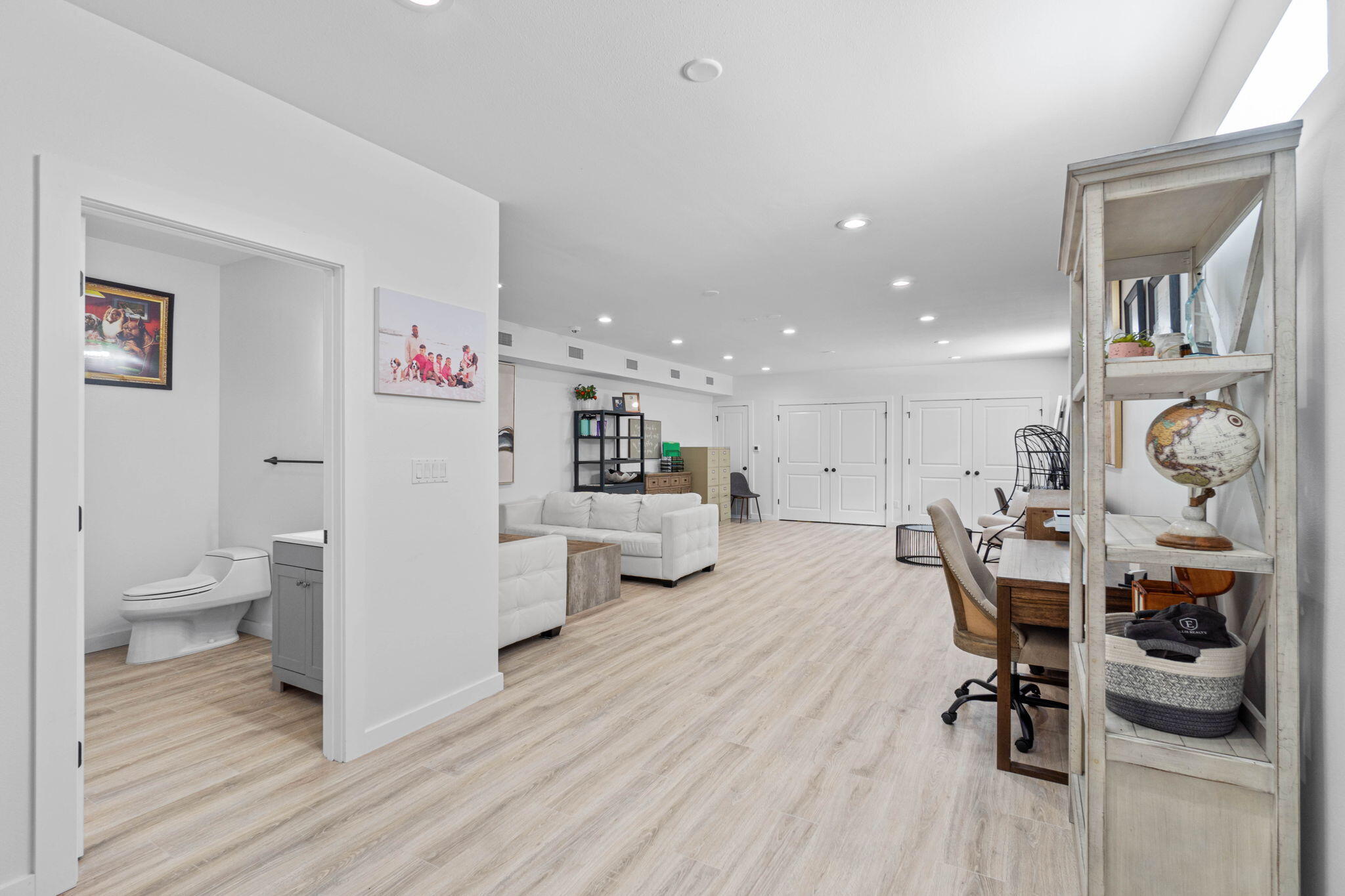 ROCKY BAYOU ESTATES 12B - Residential Lease
