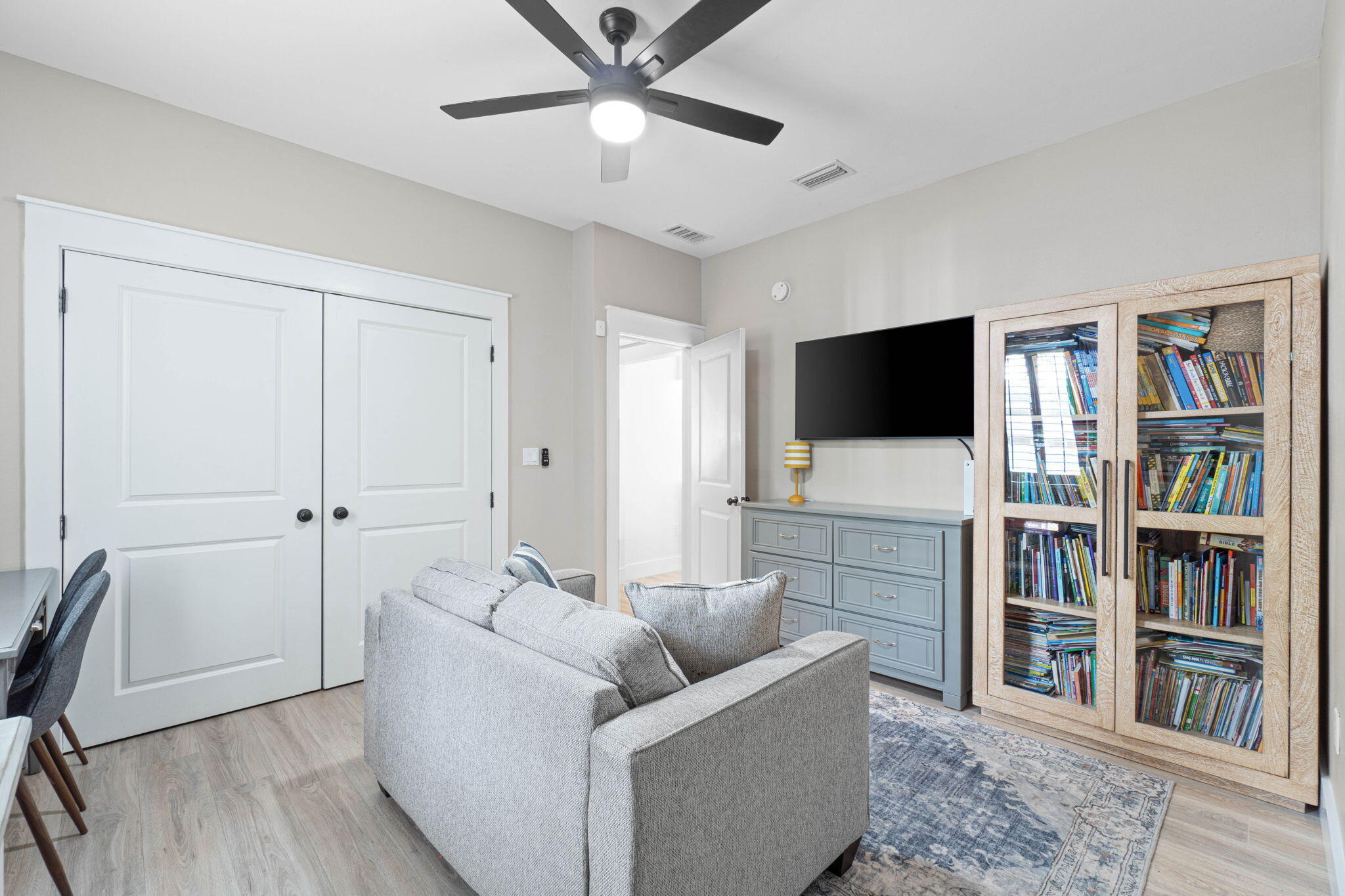 ROCKY BAYOU ESTATES 12B - Residential Lease