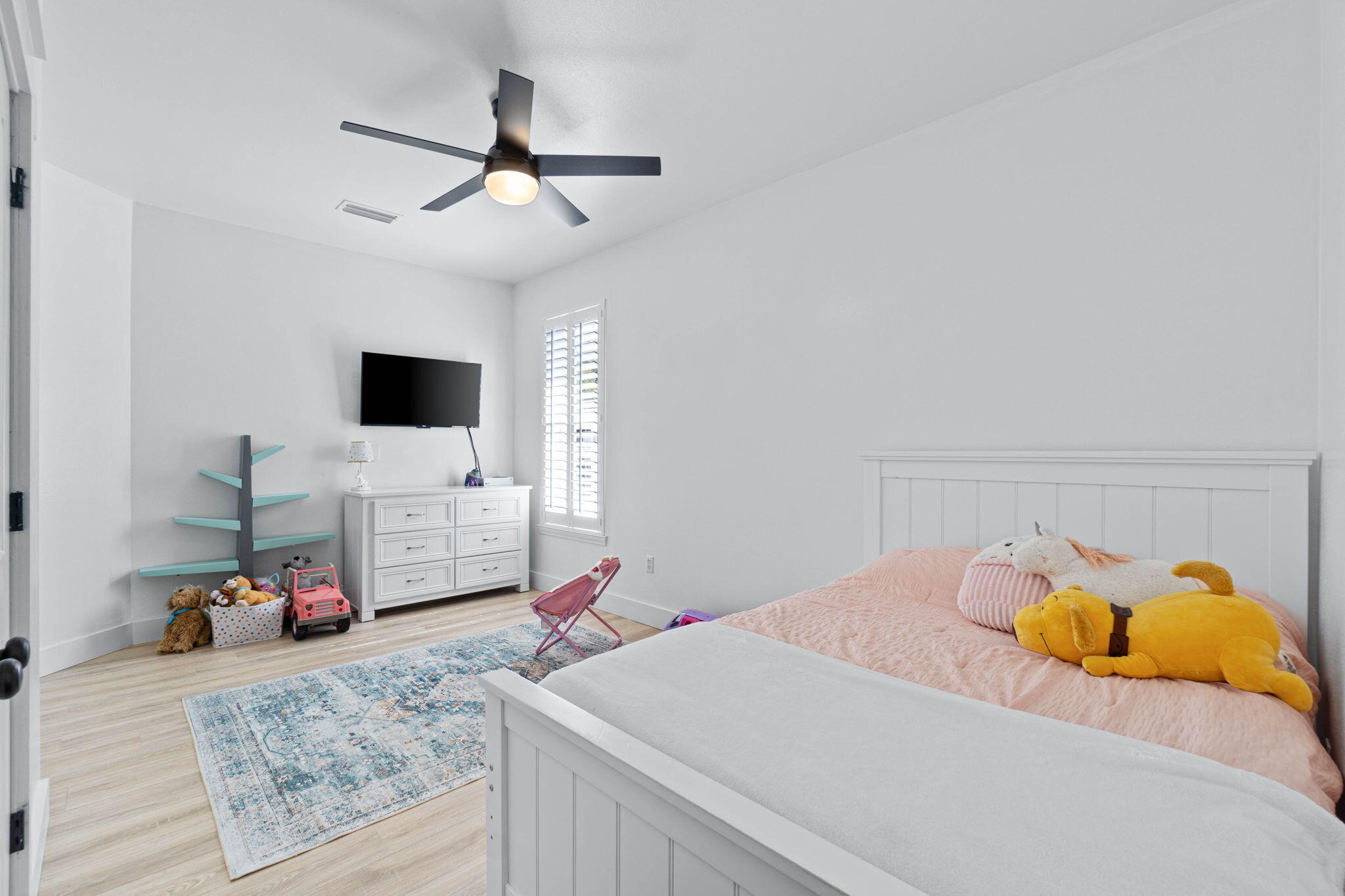 ROCKY BAYOU ESTATES 12B - Residential Lease