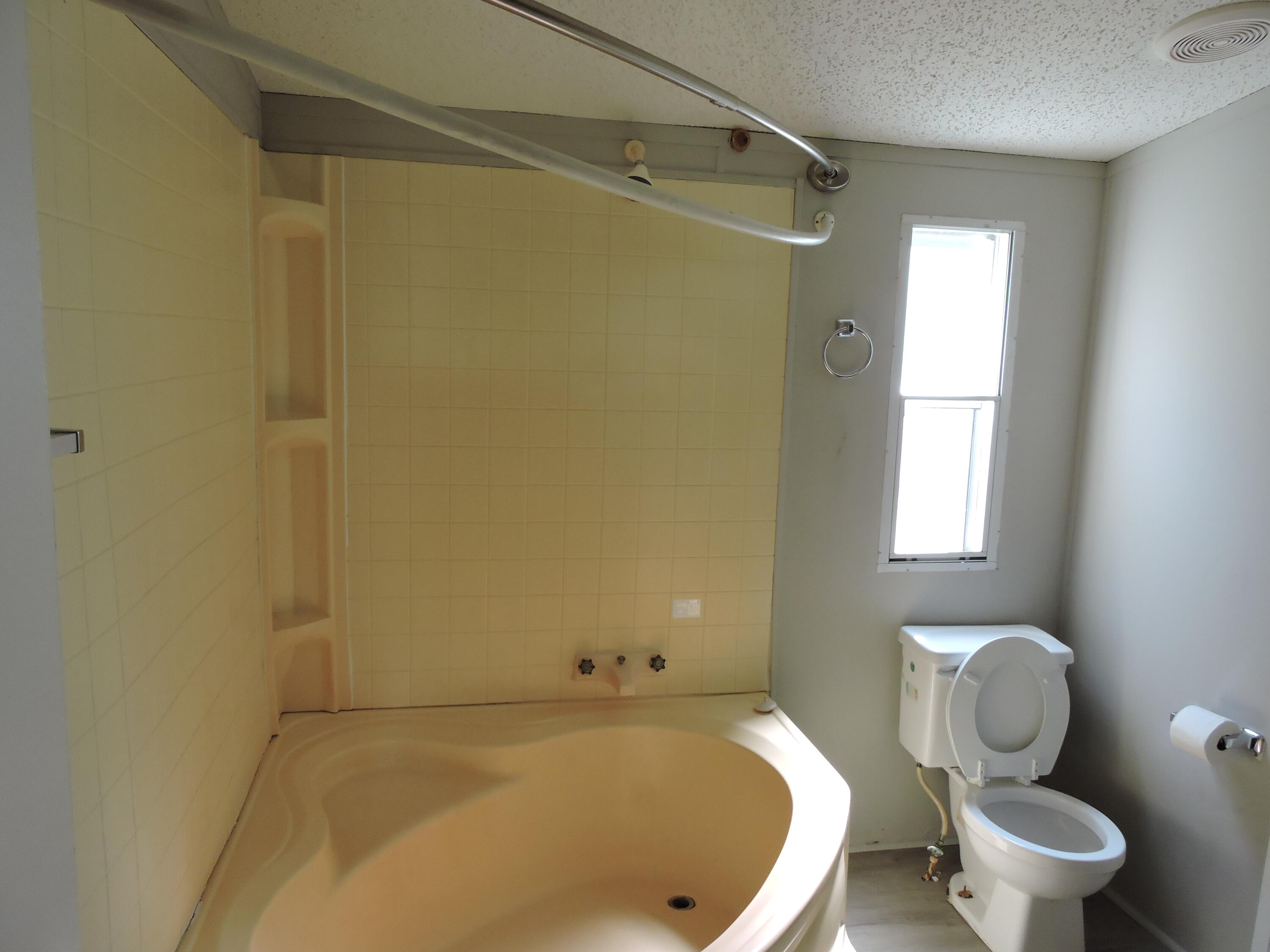 M/H North - Residential Lease