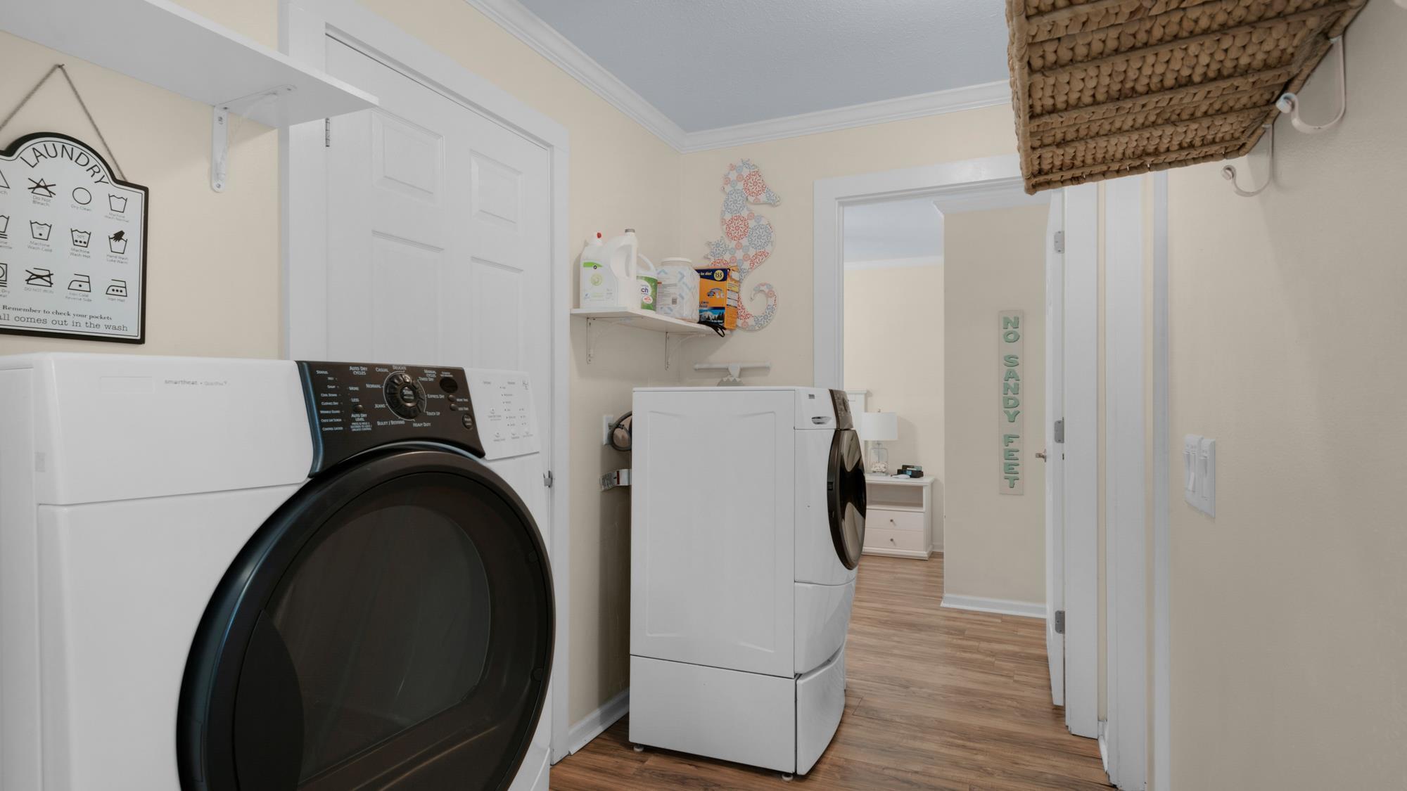 GULF SHORE MANOR - Residential Lease