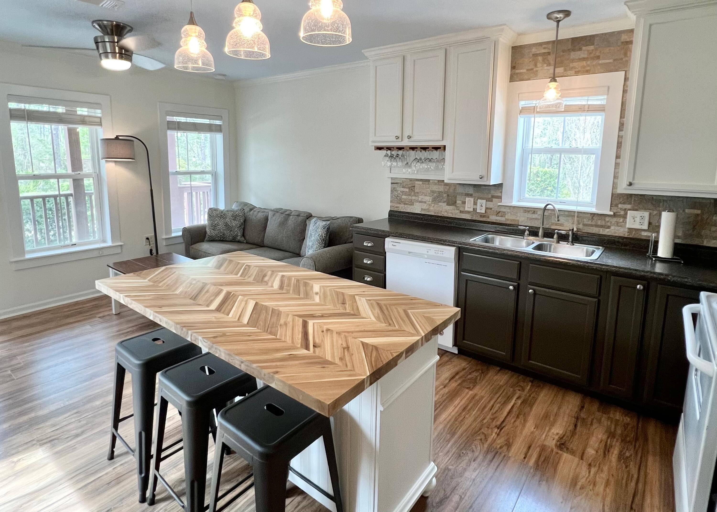 GULF SHORE MANOR - Residential Lease