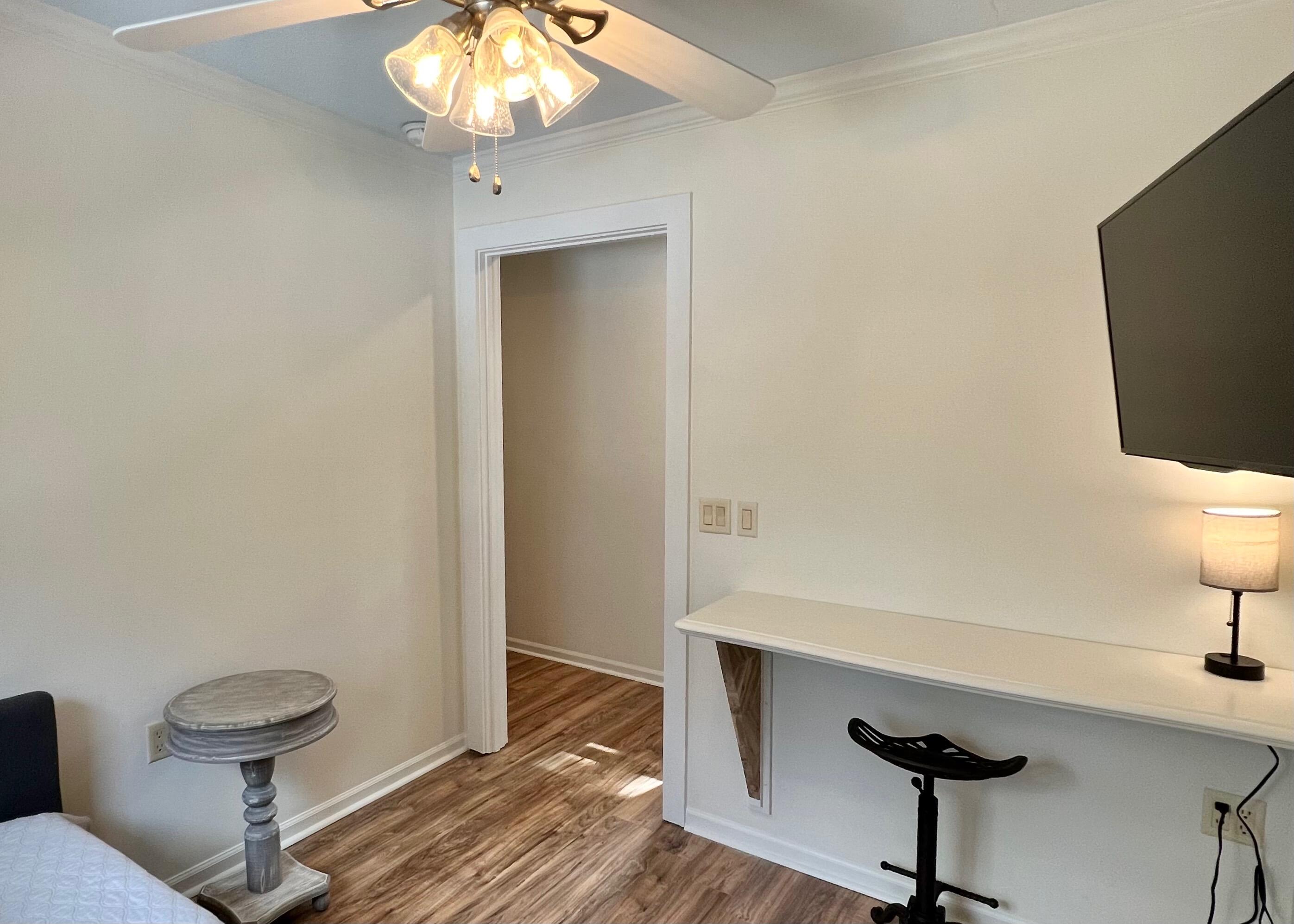 GULF SHORE MANOR - Residential Lease