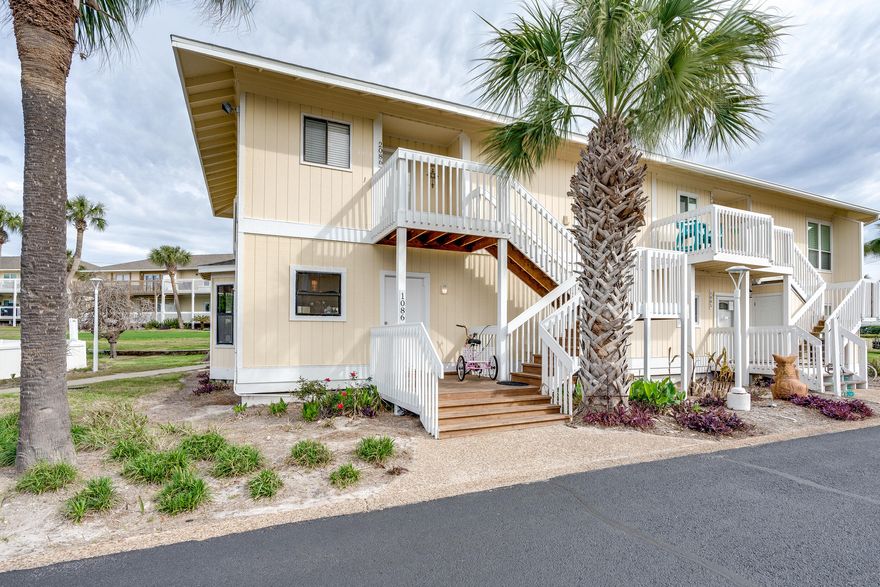 Discover the practicality and potential of this ground-level 2BR/2BA unit in Sandpiper Cove, superbly located with views of the second green and adjacent to a heated neighborhood pool. With its recent updates, including a fresh coat of neutral white paint, Unit 1086 offers a blank canvas ready for new owners to personalize.The unit boasts tile flooring in the living areas and bathrooms, while the bedrooms are carpeted for added comfort. Featuring stainless steel appliances, granite countertops, and a unique island--rare in Sandpiper Cove units--the kitchen opens to a dining area with a bay window, creating a spacious and open concept feel.