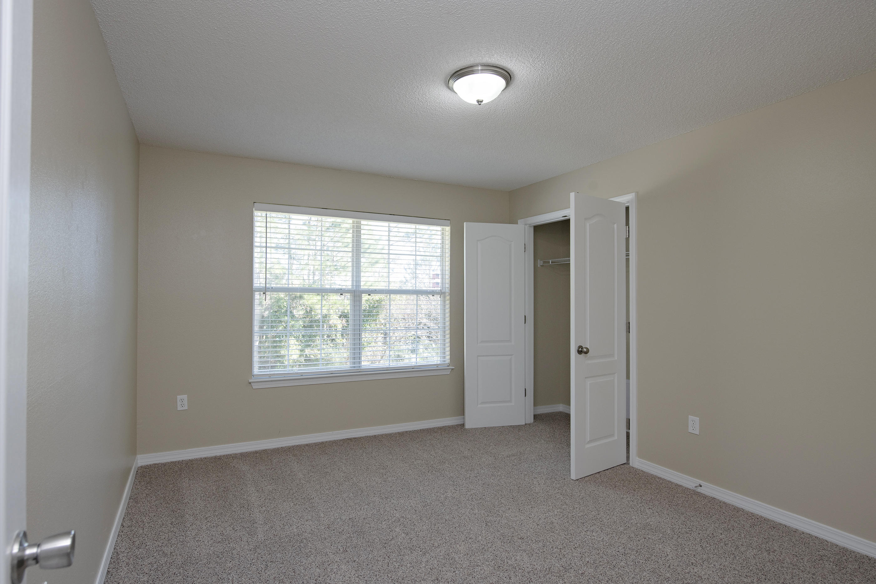 VICTORIAN VILLAGE - Residential