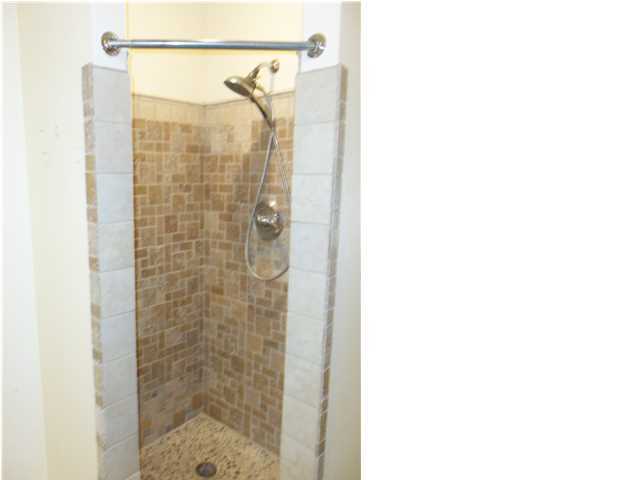 GARNIERS BEACH - Residential Lease