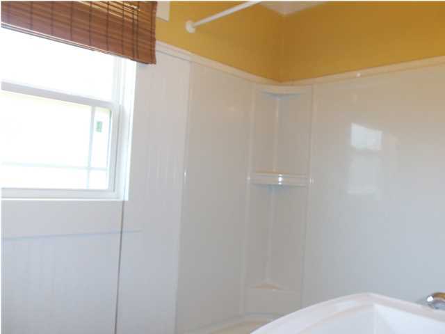 GARNIERS BEACH - Residential Lease