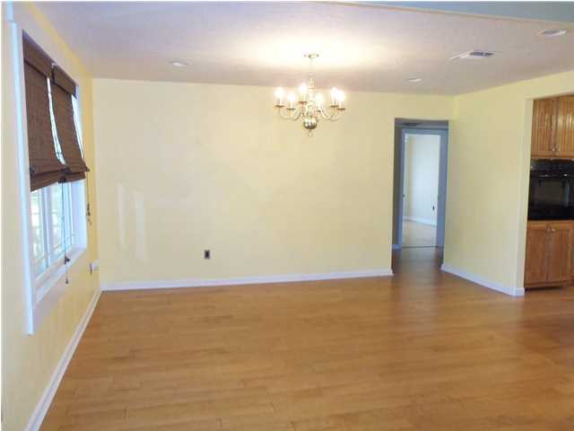 GARNIERS BEACH - Residential Lease