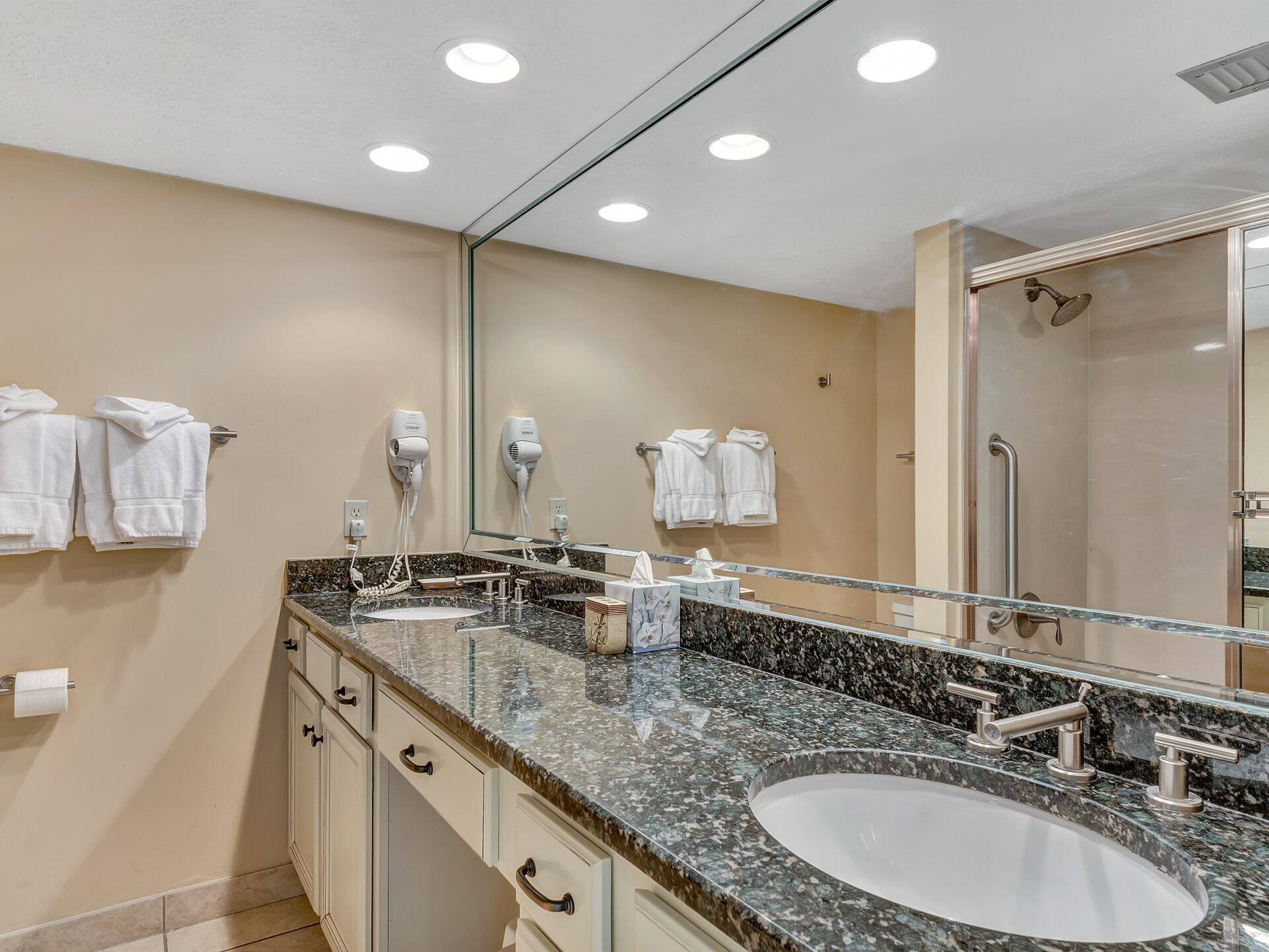 EDGEWATER BEACH CONDO PH 2 - Residential