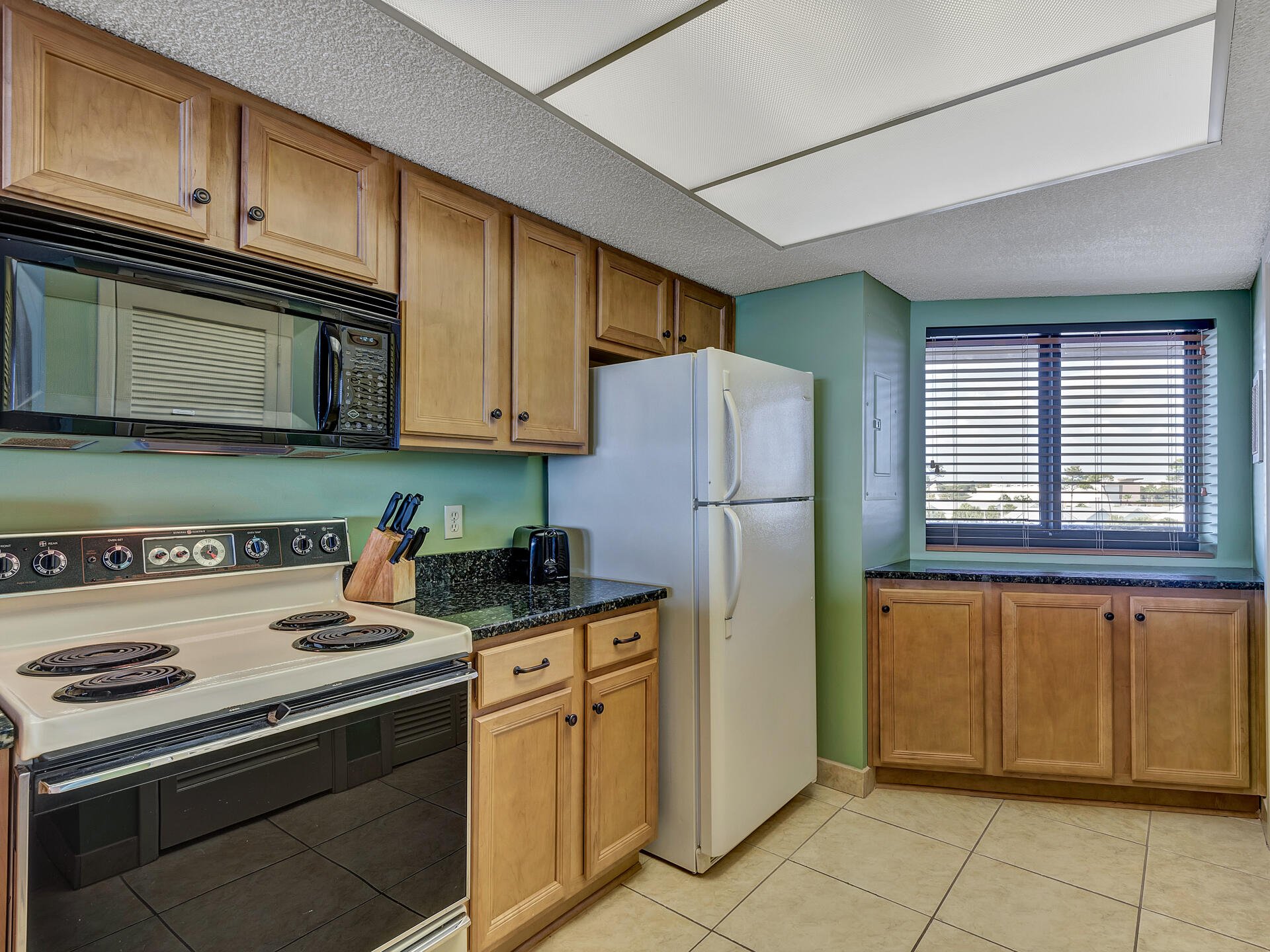 EDGEWATER BEACH CONDO PH 2 - Residential