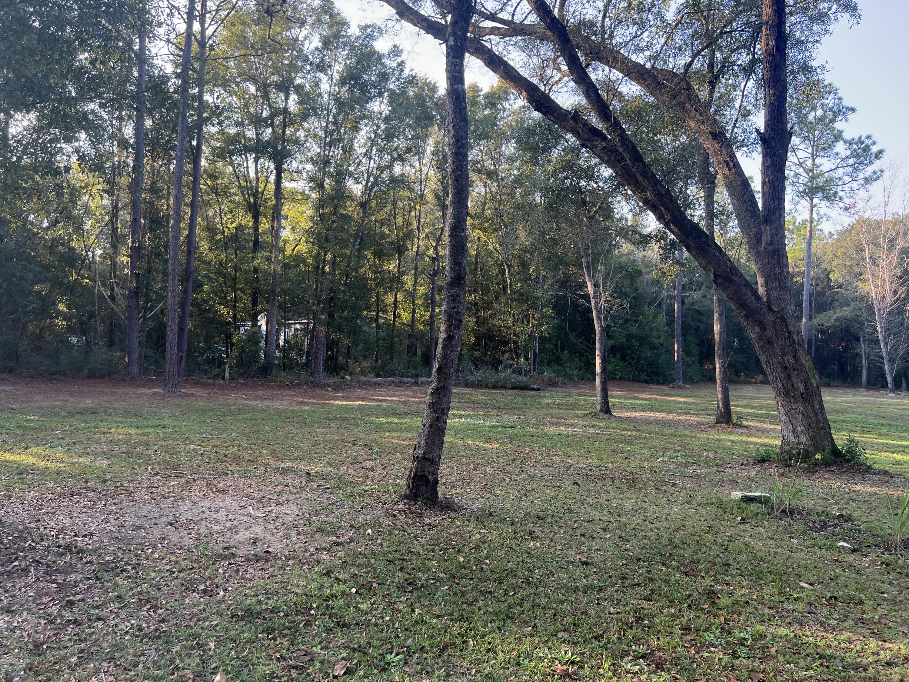 HAMILTON BRIDGE ESTATES - Land