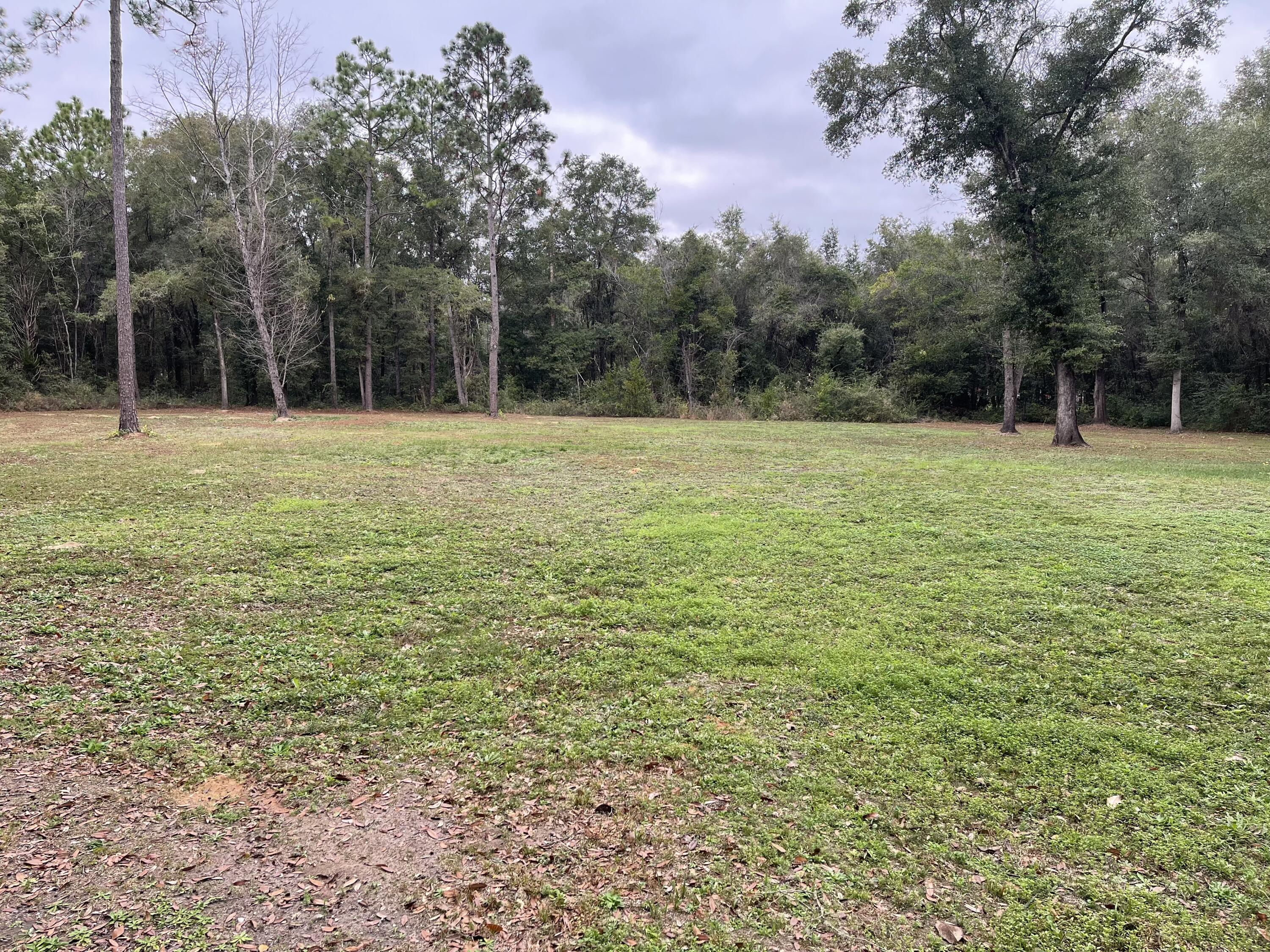 HAMILTON BRIDGE ESTATES - Land