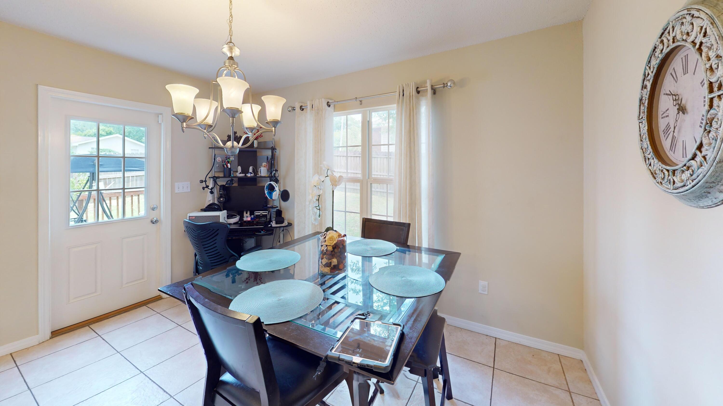 FLORIDA HEIGHTS - Residential