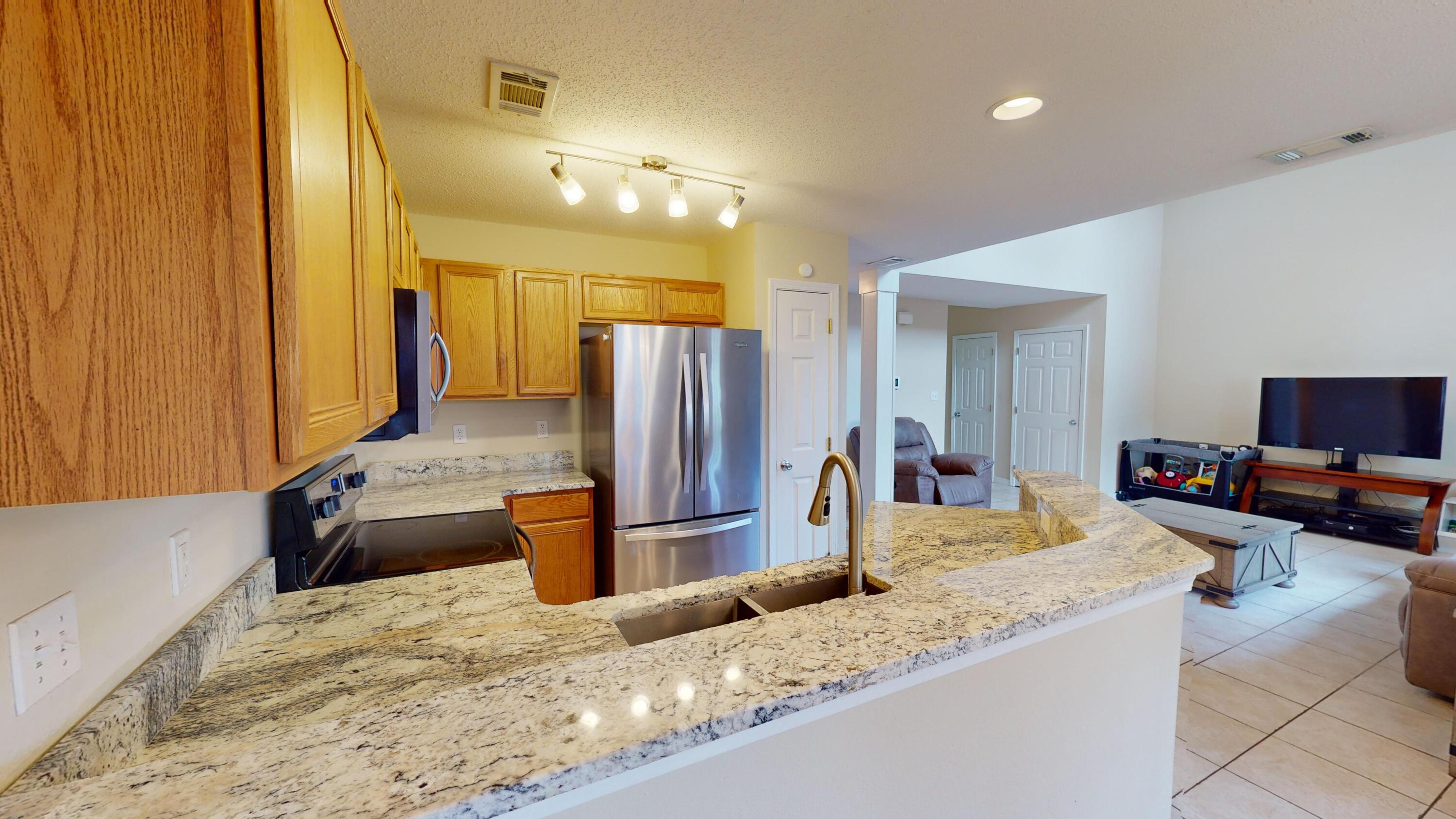 FLORIDA HEIGHTS - Residential