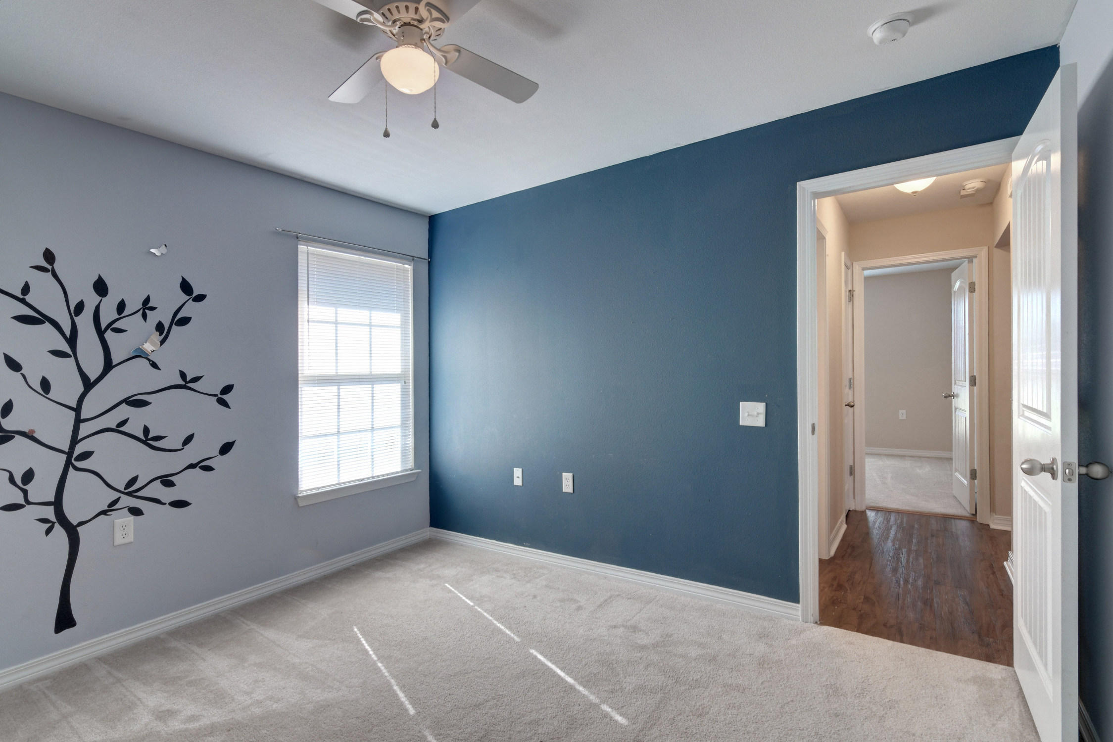 SHADOW LAKES - Residential