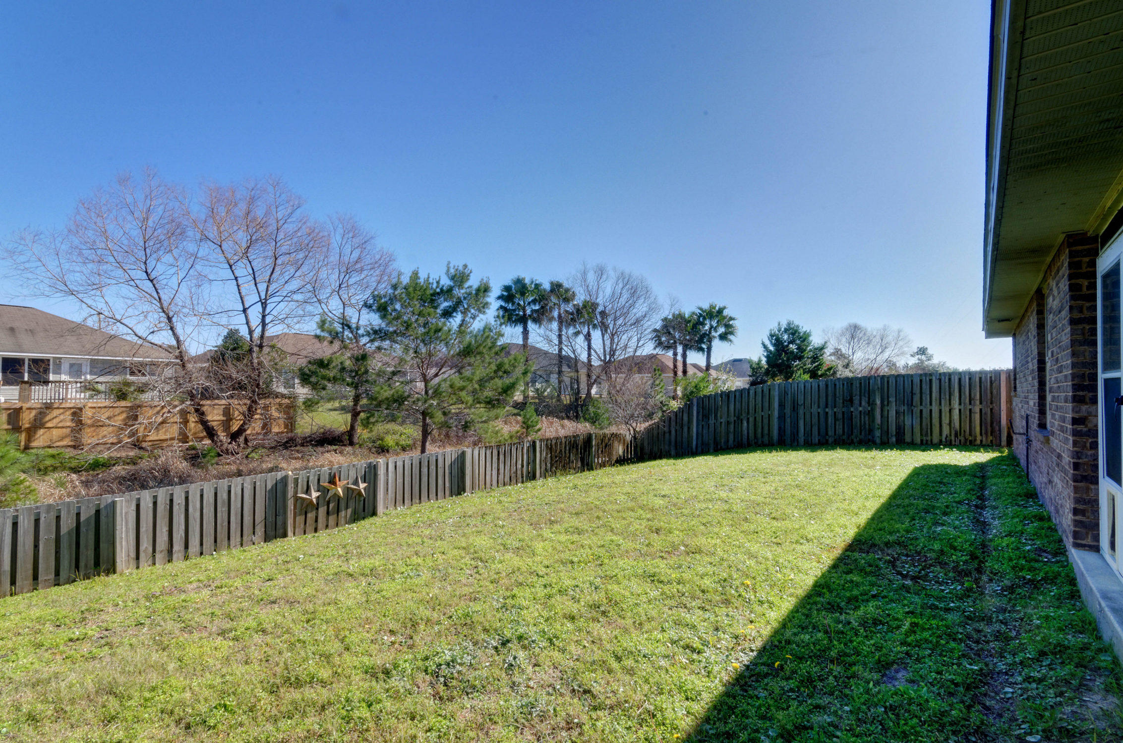 SHADOW LAKES - Residential