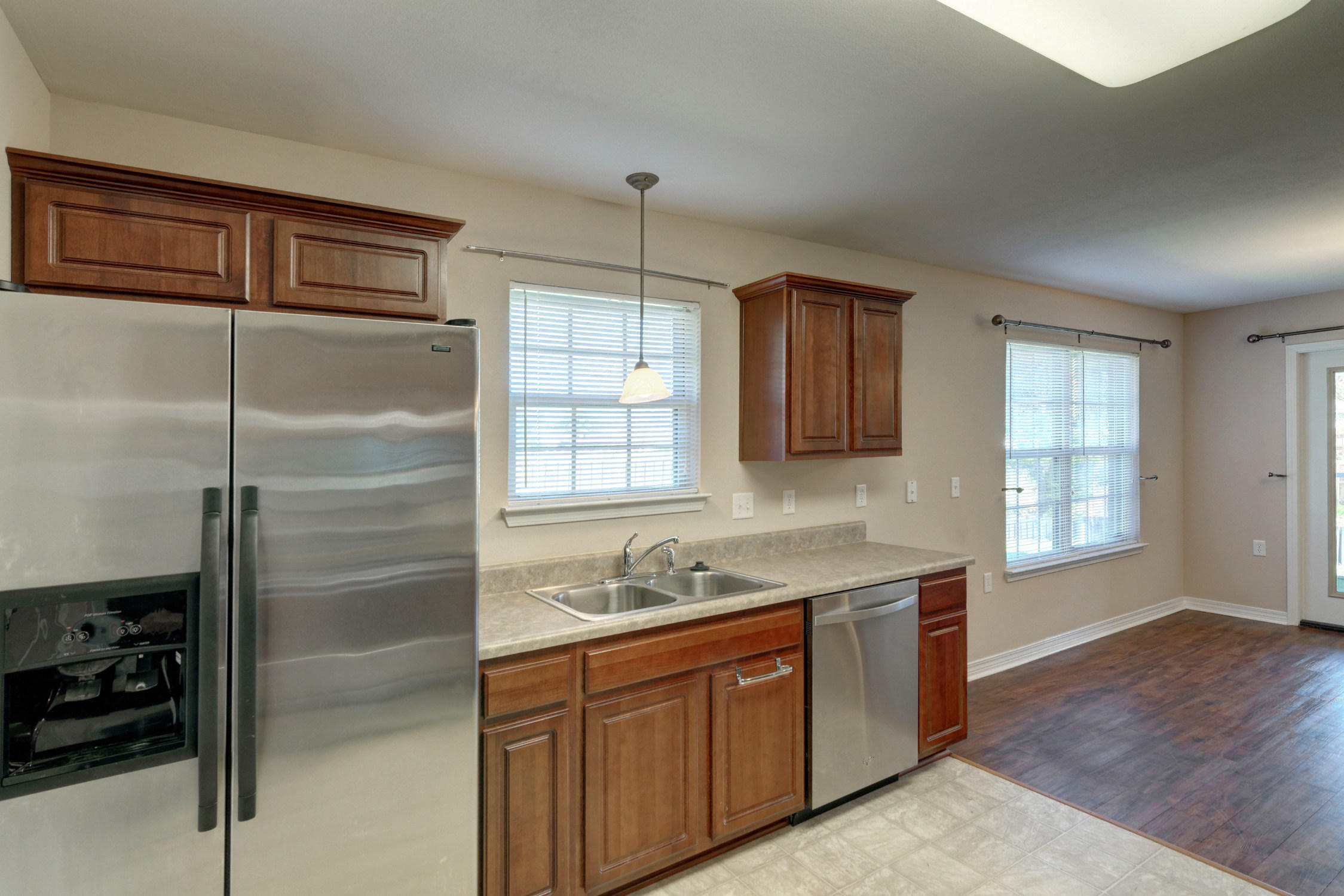 SHADOW LAKES - Residential