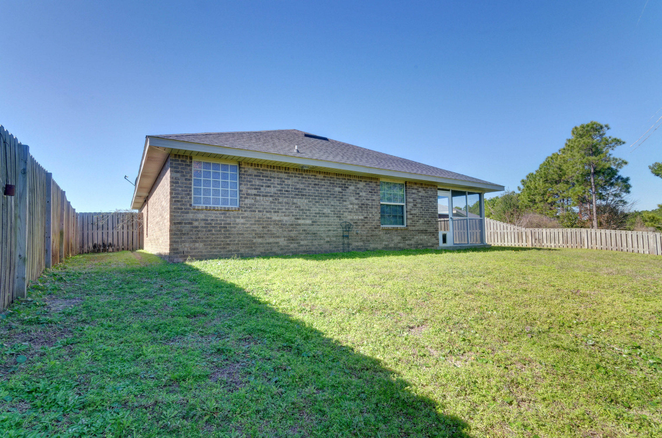 SHADOW LAKES - Residential