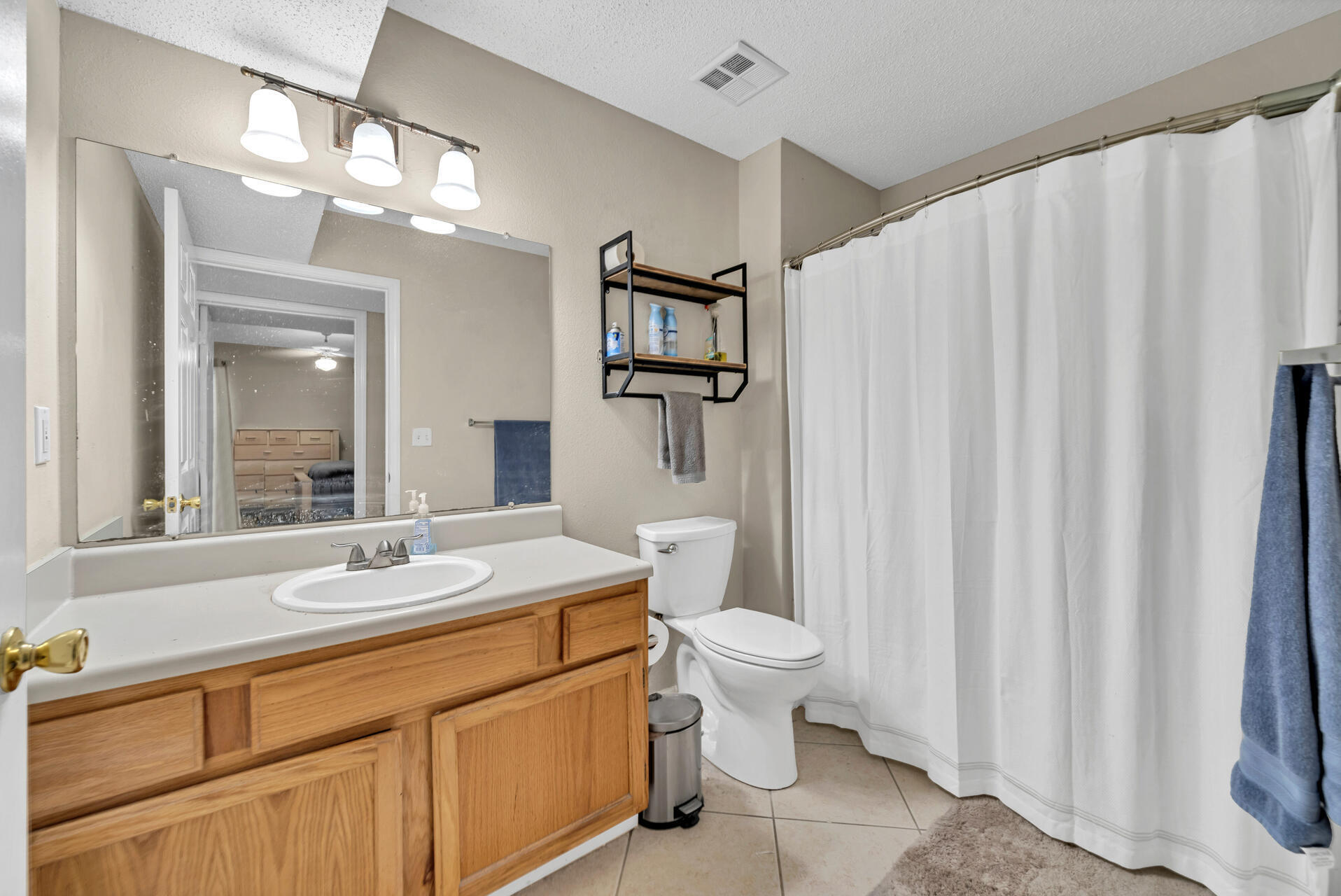 INDIAN LAKE - Residential