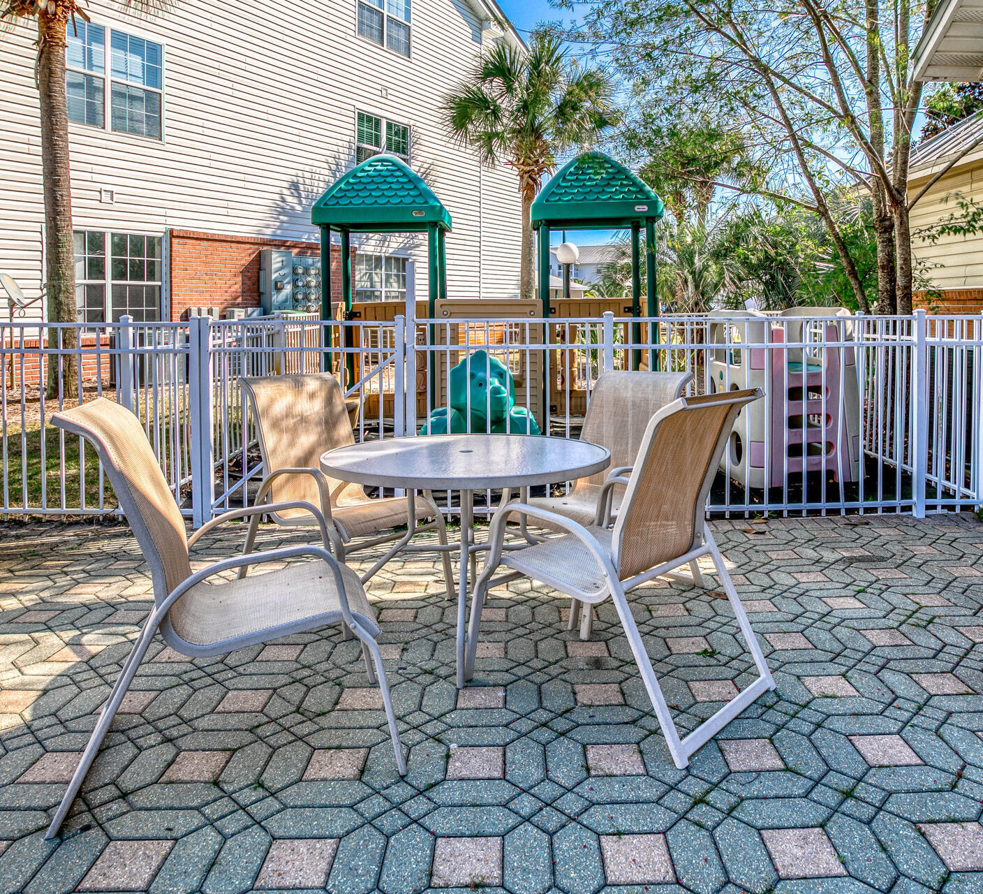 INDIAN LAKE - Residential