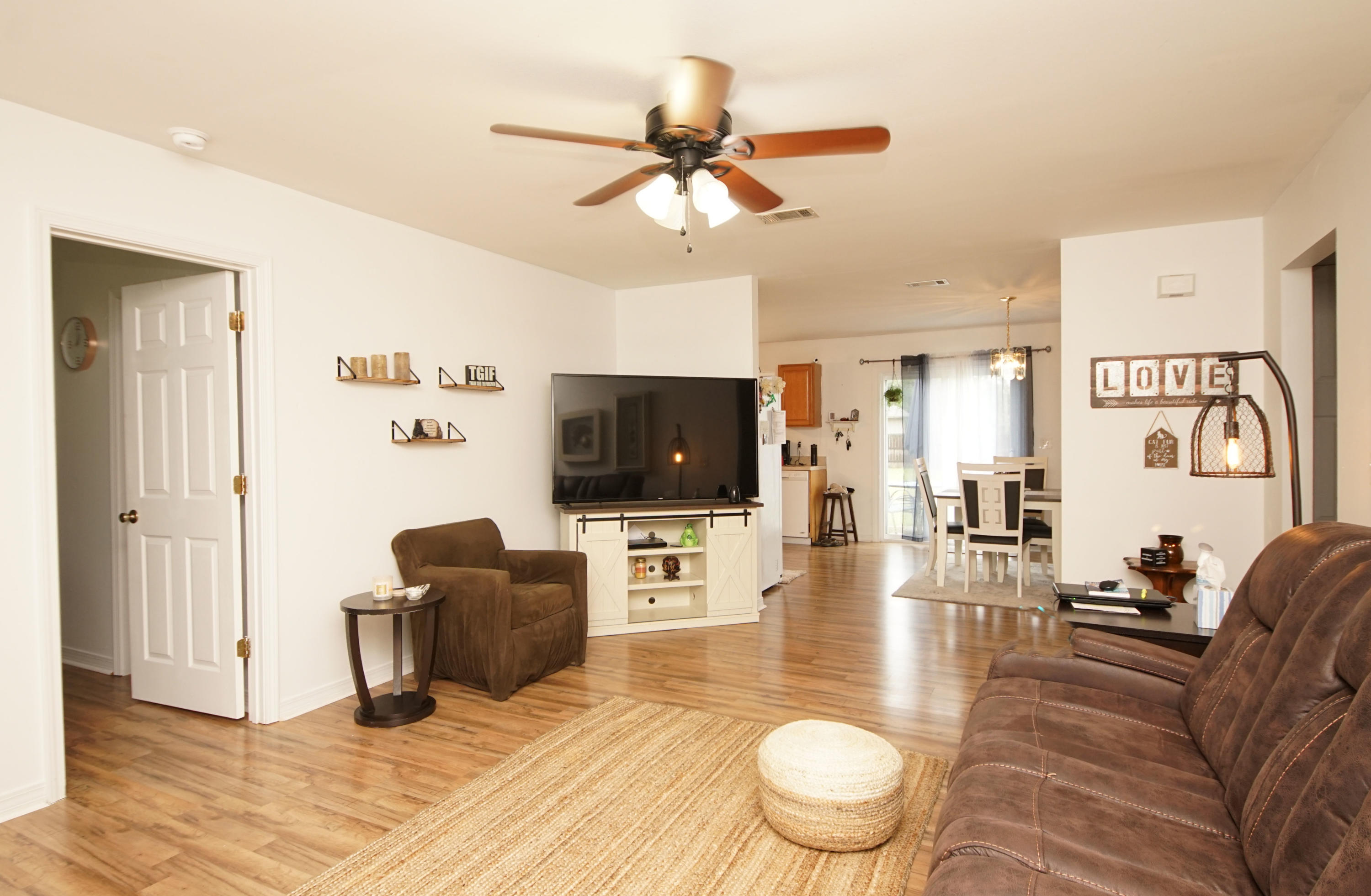 CV PINES/TRIPLE LAKE - Residential
