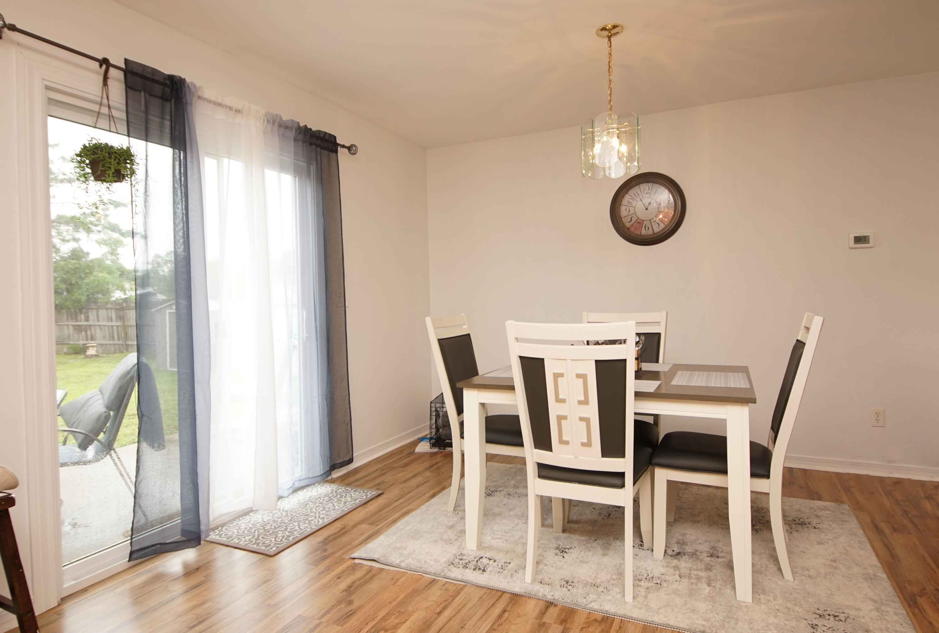 CV PINES/TRIPLE LAKE - Residential