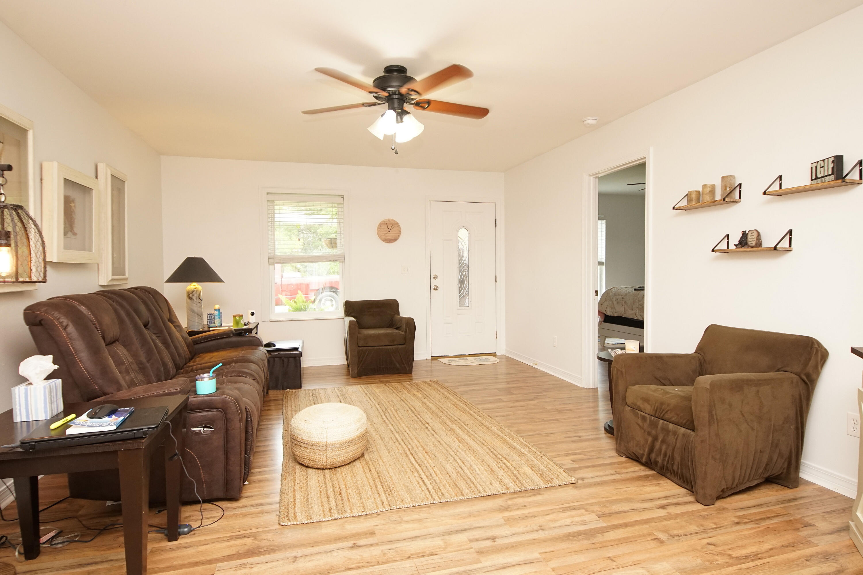 CV PINES/TRIPLE LAKE - Residential