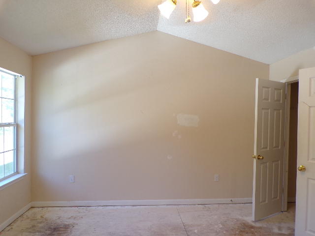 ROLLING PINES - Residential