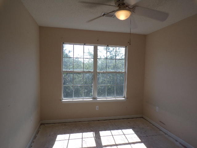 ROLLING PINES - Residential