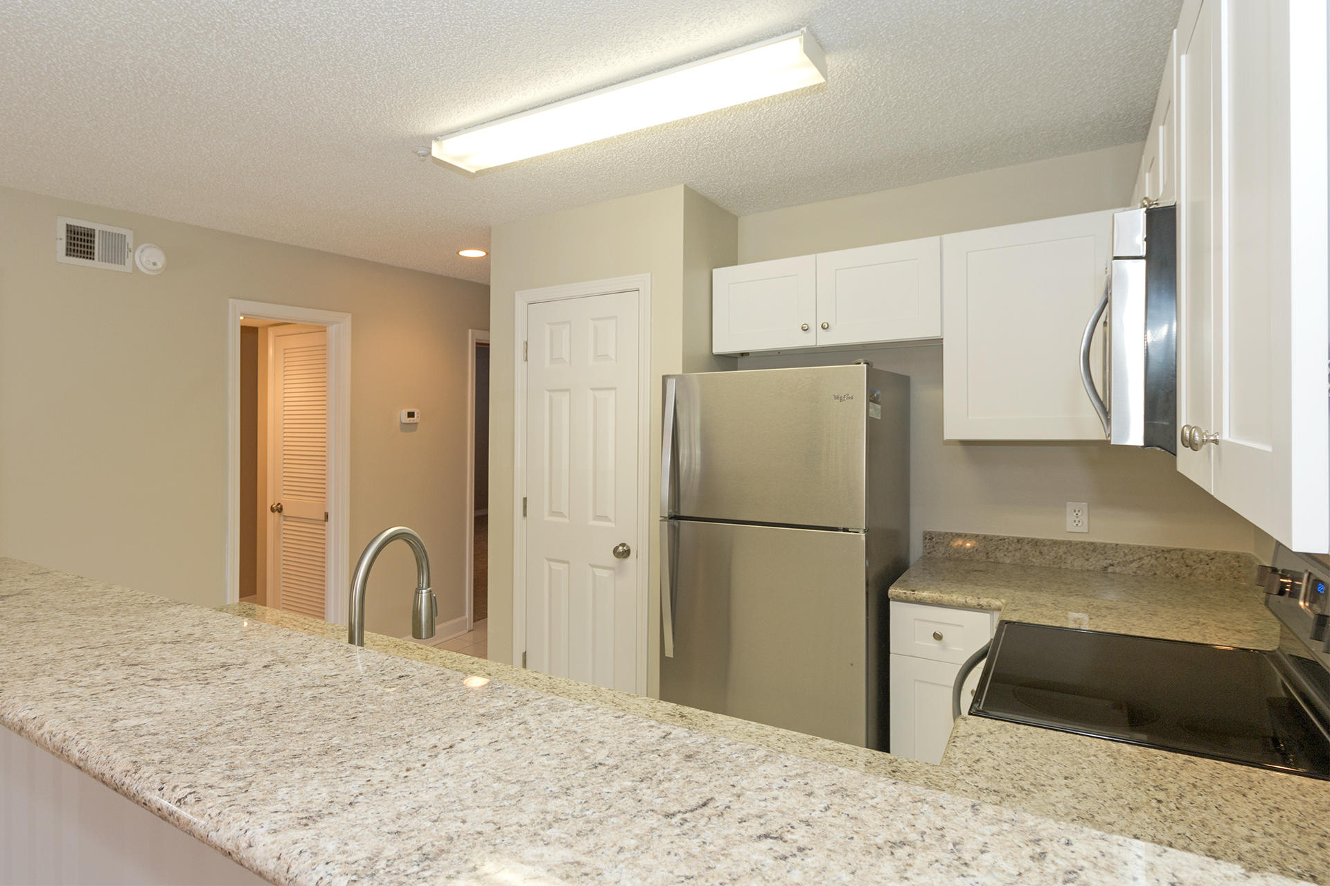 MARAVILLA CONDO 1 - Residential