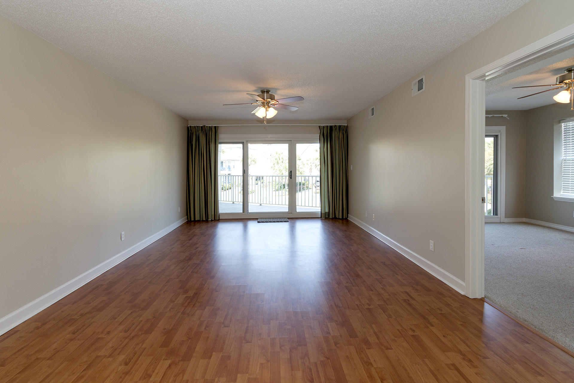 MARAVILLA CONDO 1 - Residential