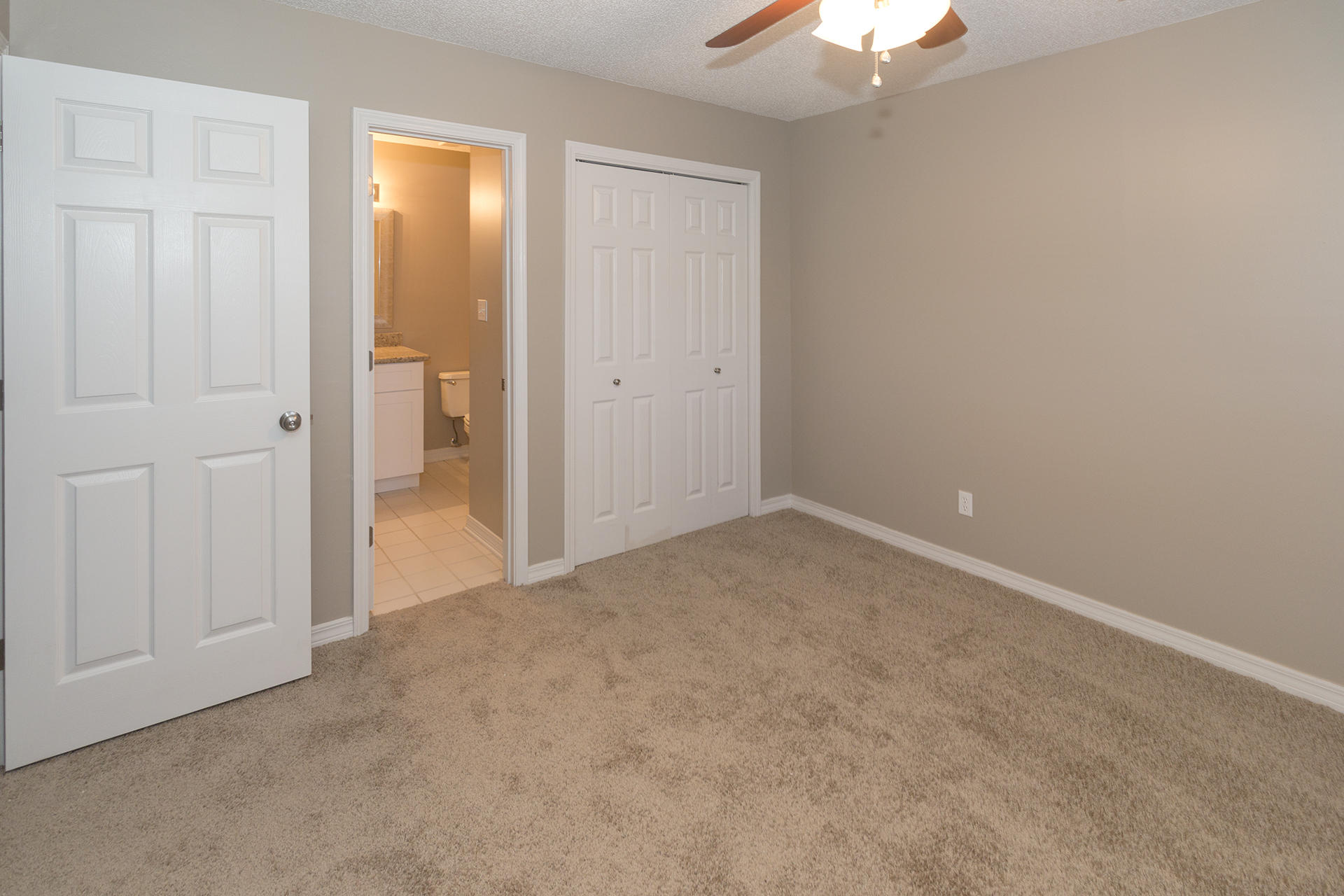 MARAVILLA CONDO 1 - Residential