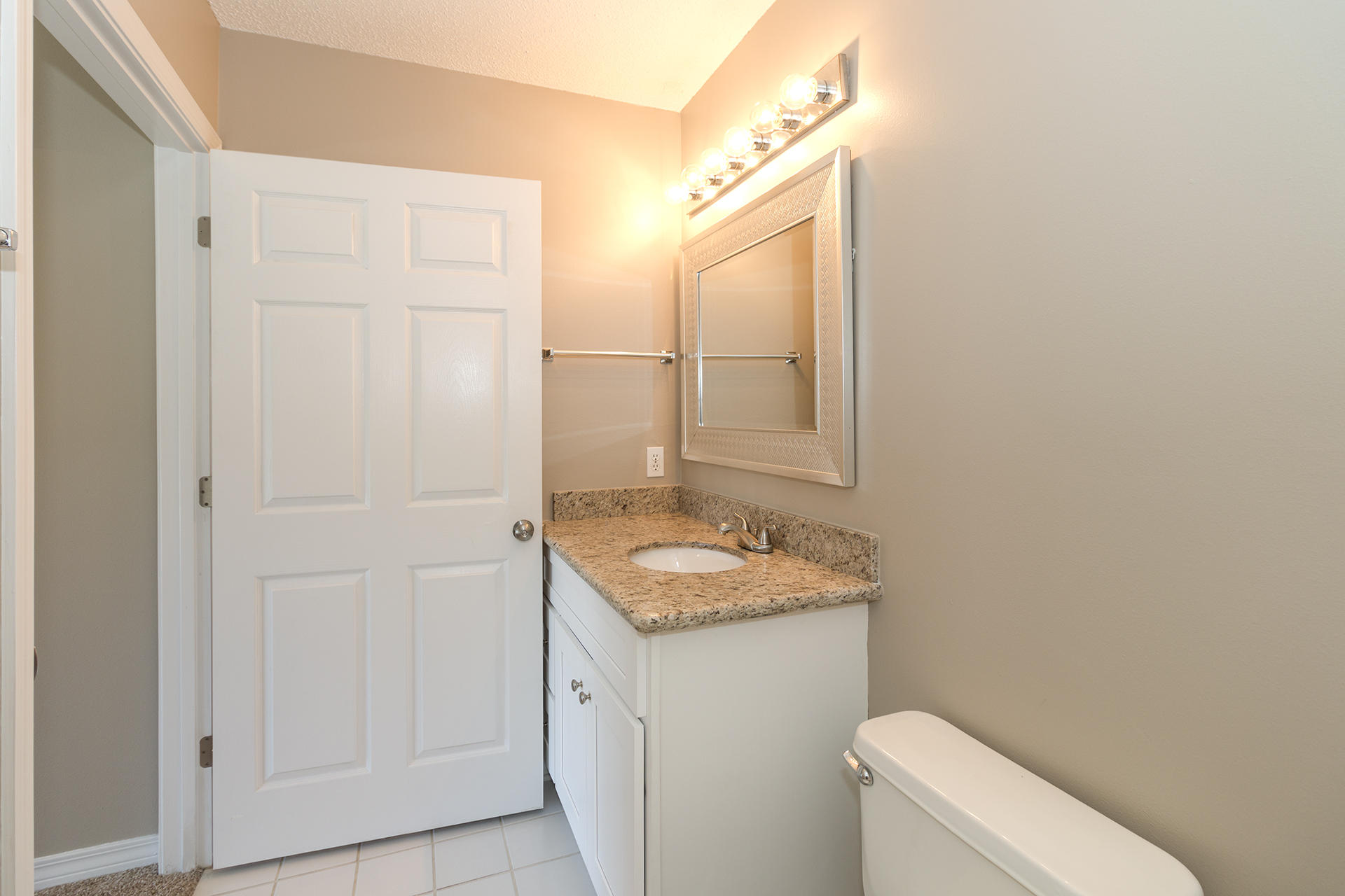 MARAVILLA CONDO 1 - Residential